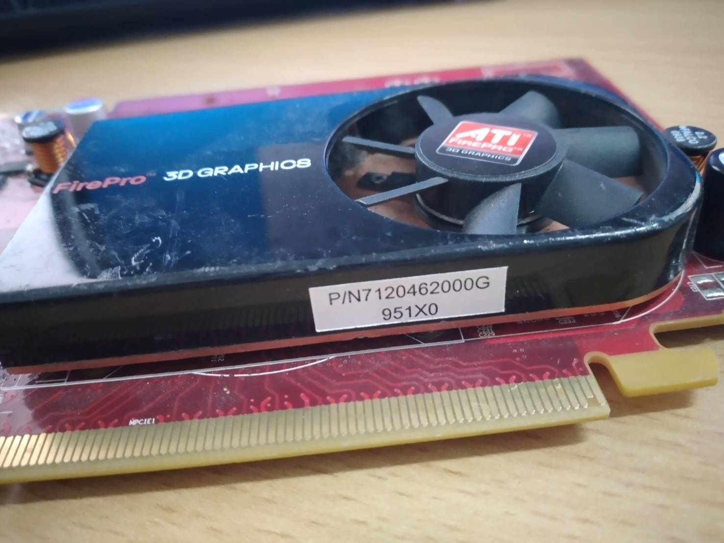 ATI FirePro V3700 graphics card - FirePRO V3700 - 256 MB