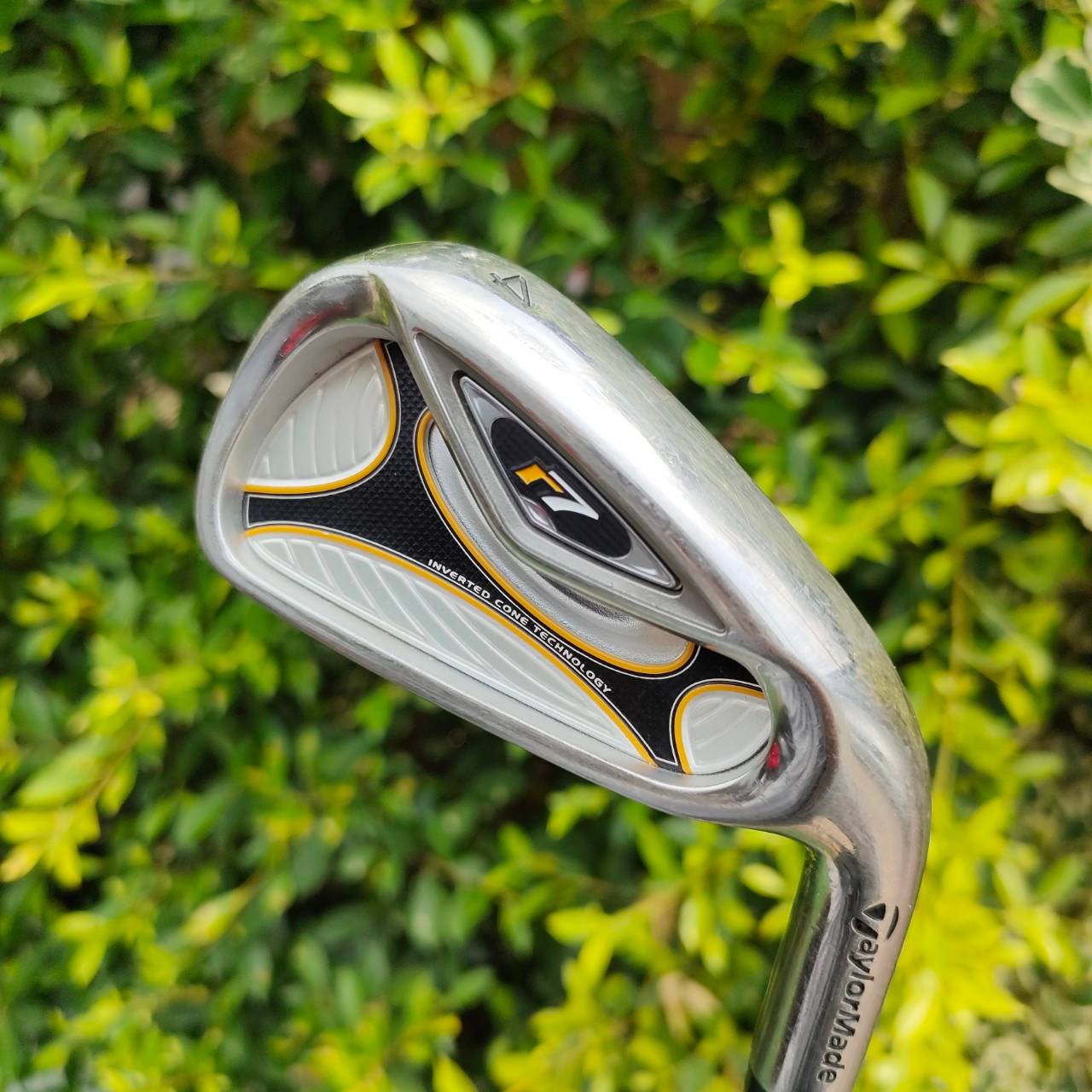 เหล็ก 4 TAYLORMADE r7 ก้าน NSPRO 950 GH FLEX R ก้านเหล็กเบา 95 กรัม ในเหล็กยาวถือว่าจำเป็นมากๆครับ
