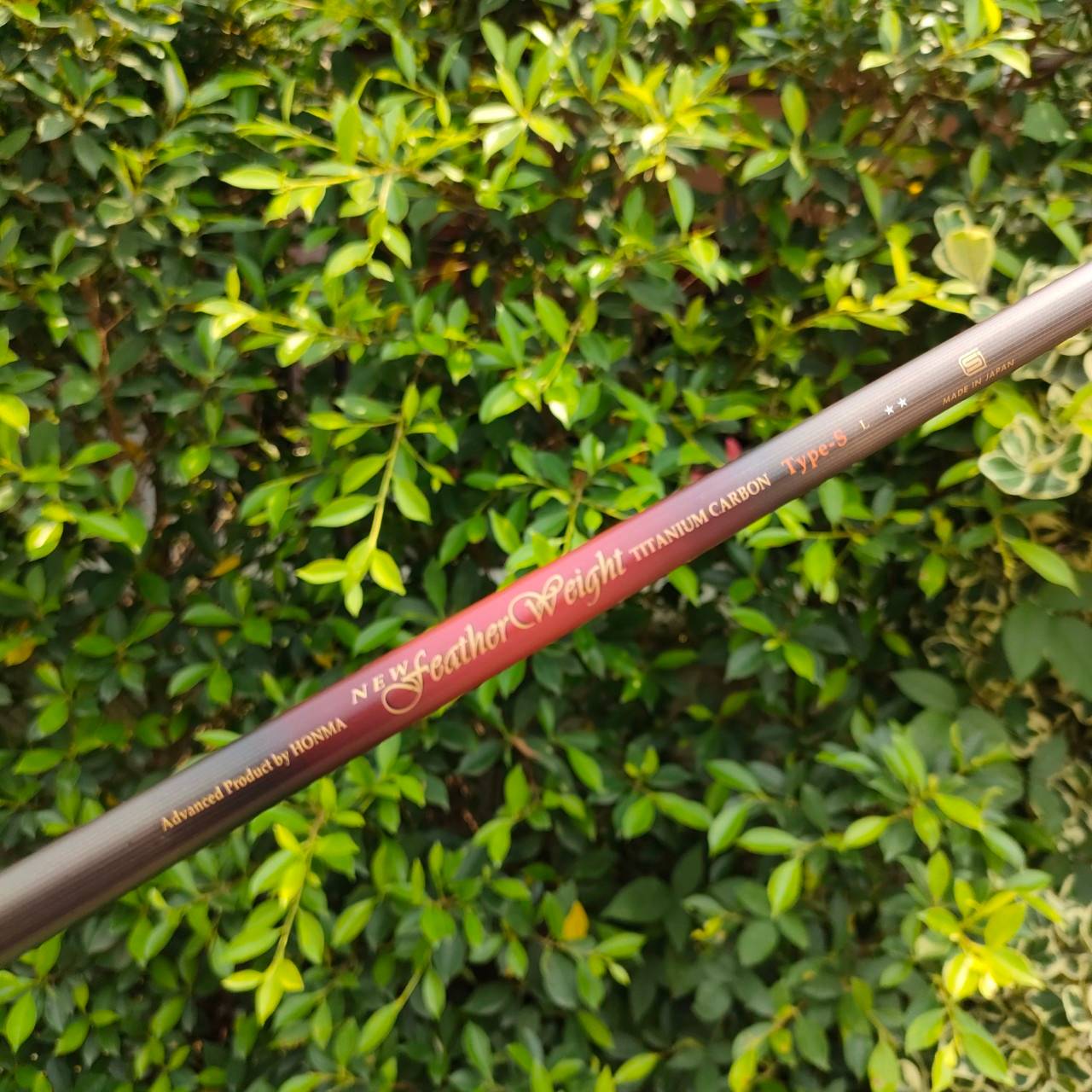 ** ไม้กอล์ฟสำหรับผู้หญิง ** DRIVER HONMA LB-300 TITANIUM HEAD ก้าน FEATHER WEIGHT FLEX L ก้าน 2 ดาว คุณผู้หญิงเหมาะมากๆ พรีเมี่ยมญี่ปุ่น สีสวย ตีง่าย เบาสบาย ก้านดีมาก