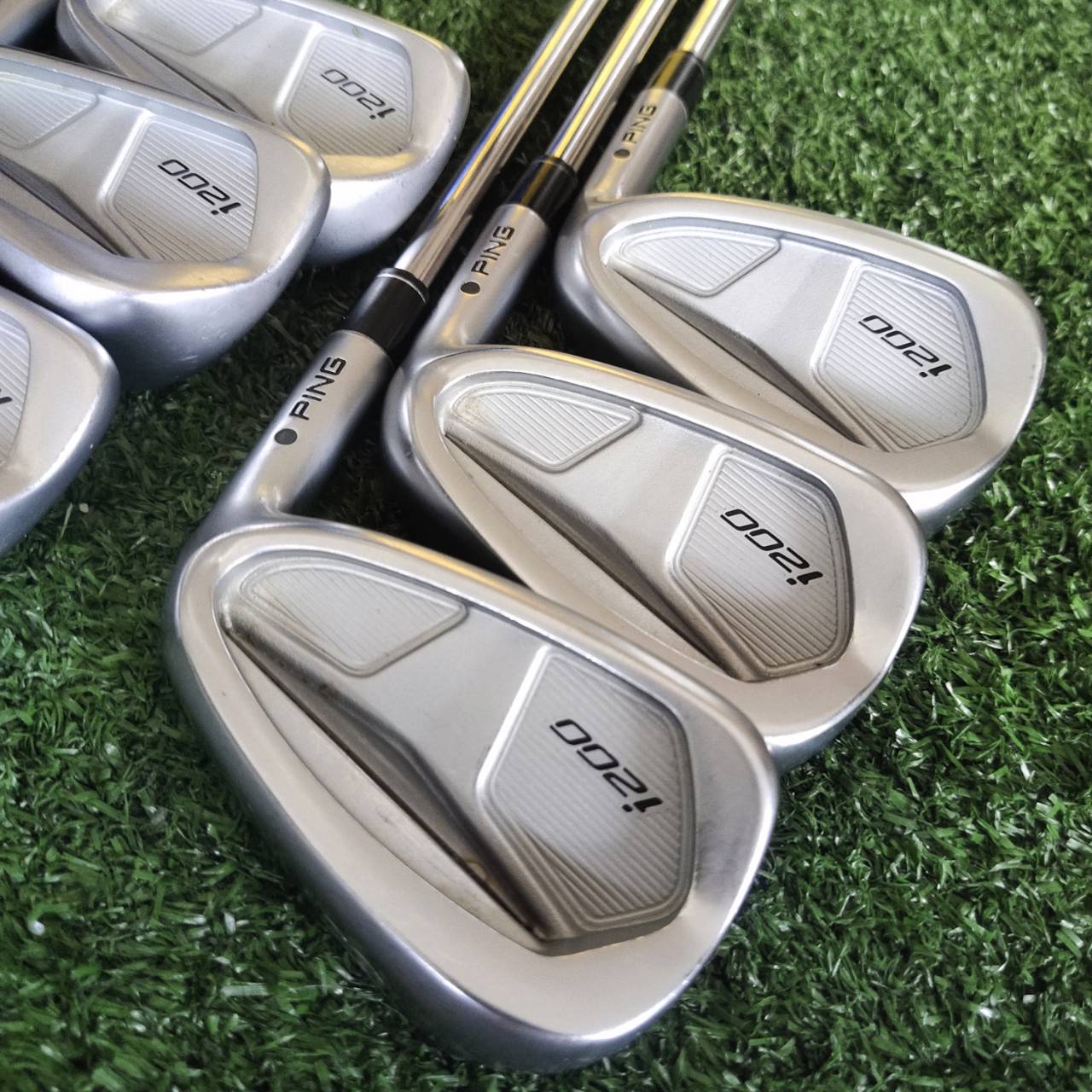 ชุดเหล็ก PING i200 ชุดชั้นสูงของ PING หน้าใบทุกชิ้นมี SPIN MILLED ตีตกหยุดแบบถอยหลัง