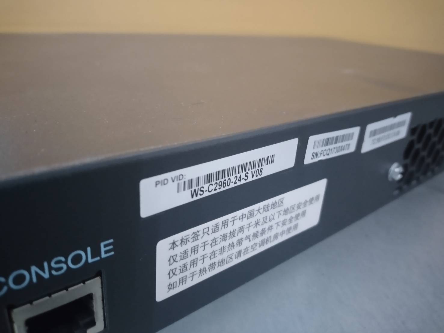 Cisco ws-c2960-24-s Catalyst 2960 24 10/100 LAN