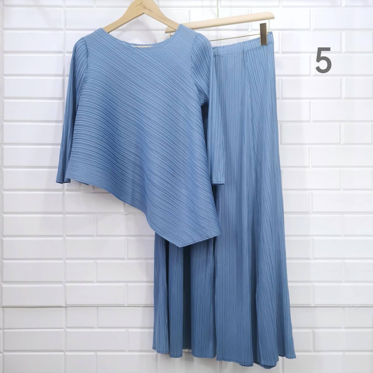 กก ยาว 37.5นิ้ว 2MUAY รุ่น GJO7161 / GJO6972 ASYMMETRIC PLEATED SET ชุดอัดพลีท เซ็ตพลีทคุณภาพ 5สี FREE SIZE
