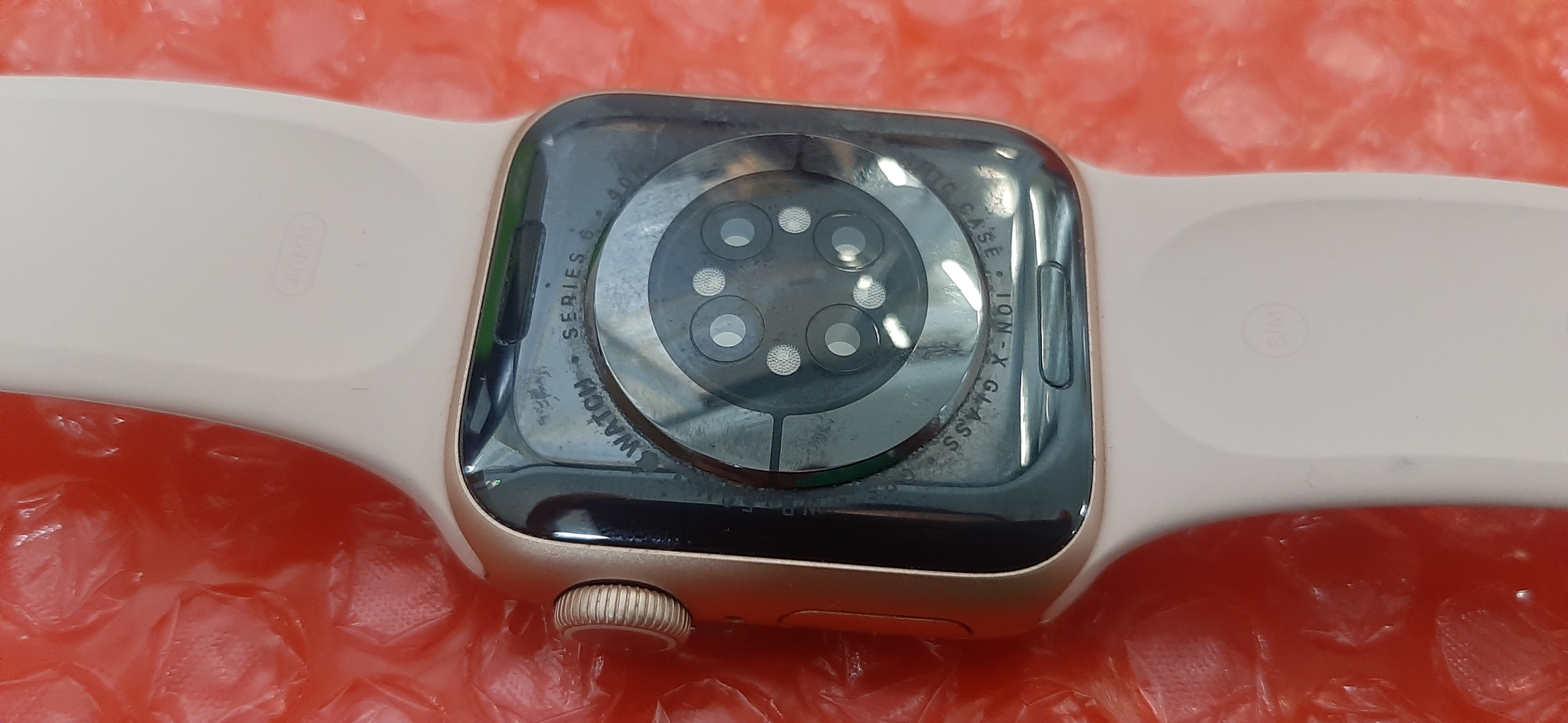 แอ็ปเปิ้ล วอช มือสอง Series6 สายสีชมพู ประกันร้าน 1 เดือน