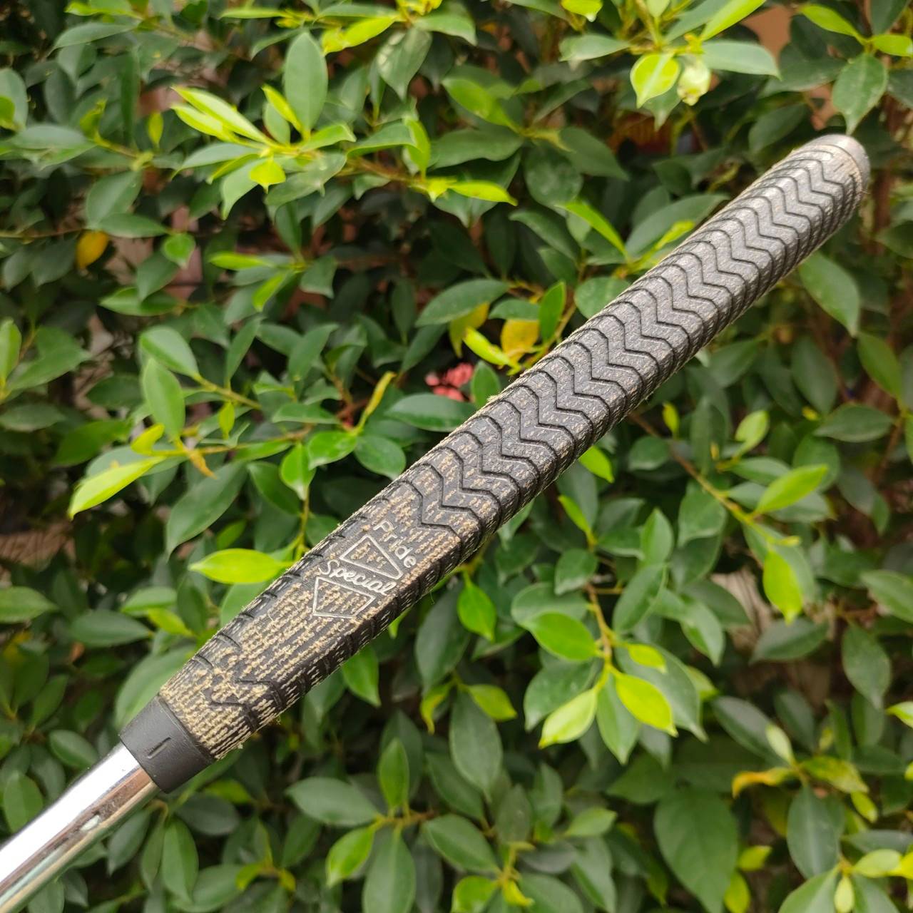 **"ไม้กอล์ฟสำหรับผู้หญิง ** PUTTER TAD MOOTE BYE BYE รุ่นดัง พัตต์ดีมาก ความยาว 32 นิ้ว