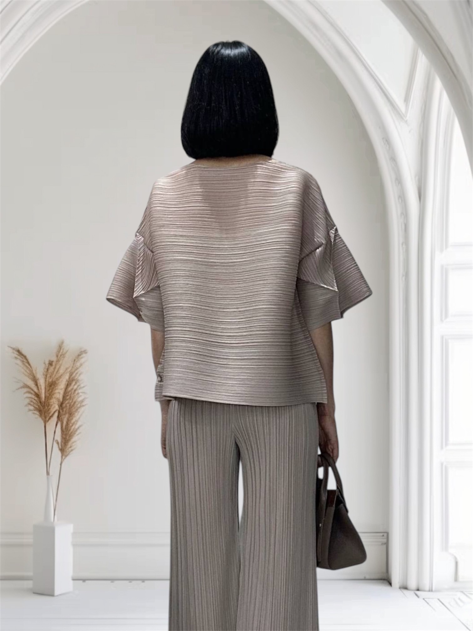 2MUAY รุ่น GJO9319-9 เสื้อพลีทคุณภาพ FLARE SLEEVE PLEATED TOP 7 สี FREE SIZE