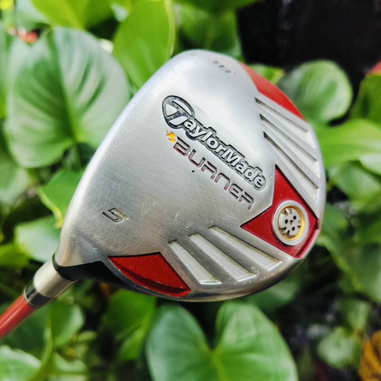 *** ไม้กอล์ฟมือซ้าย *** FW5 Taylormade BURNER องศา 18 กระดองเคฟล่า จุด CG ต่ำ ตีลอยง่ายมาก ไม้กอล์ฟพรีเมี่ยมมือสอง ของแท้ By NakaraLuxurious