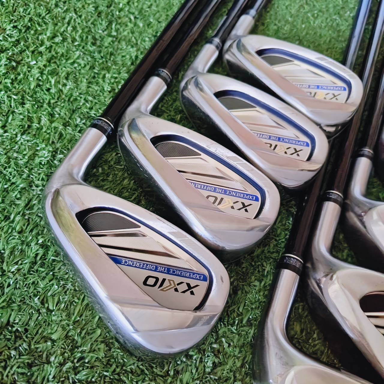 ชุดเหล็ก XXIO ELEVEN หน้าเหล็ก Super-TIX® 51AF Titanium → ให้แรงดีดสูงสุด!