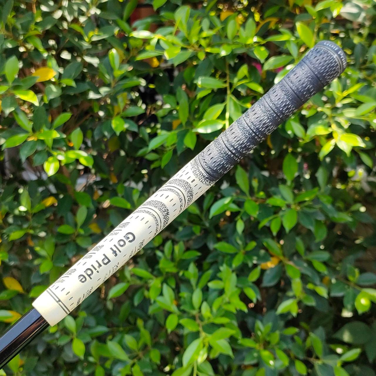 ชุดเหล็ก FOURTEEN TC-550 มีเหล็ก 4-9 เเละ PW ก้าน MD-370TI FLEX R เหล็กพรีเมี่ยม FORGED JAPAN ระดับปรมาจารย์เลยครับ และยัง เป็นใบ CAVITY ซึ่งตีง่าย และใช้วัสดุได้แพงมากๆ ตีทั้งนุ่มมากๆ ความรู้สึกเหนือระดับ และสุดคุ้มค่า กับราคาที่แสนพิเศษครับ