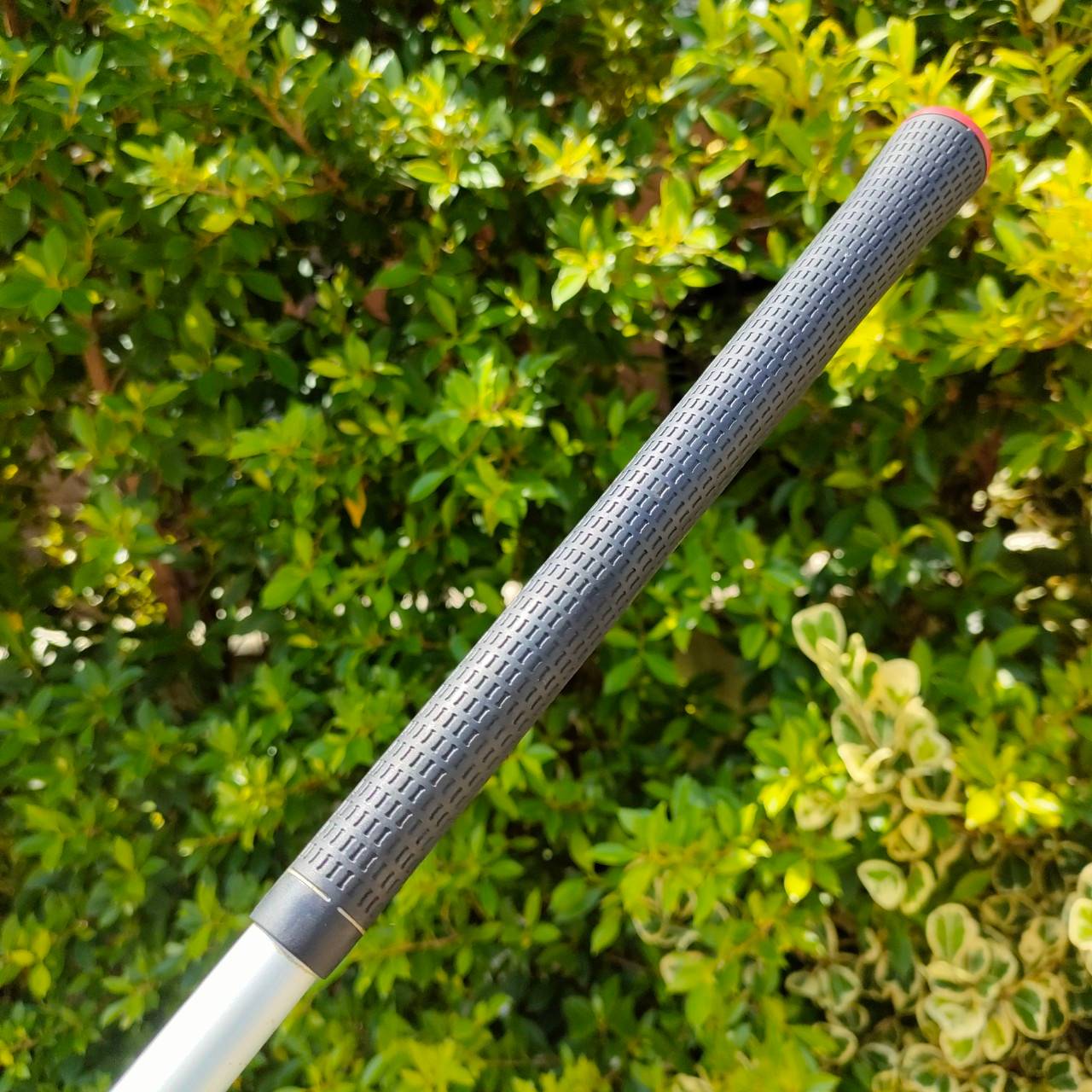 DRIVER TAYLORMADE R9 องศา 10.5 ก้าน FUJIKURA MOTORE FLEX R หัวรุ่นนี้ตีดีมากๆๆๆ มีหมุดถ่วงหลายจุด และยังไขปรับได้ ตีง่ายมาก ไม้กอล์ฟมือสอง ของแท้ BY NakaraLuxurious