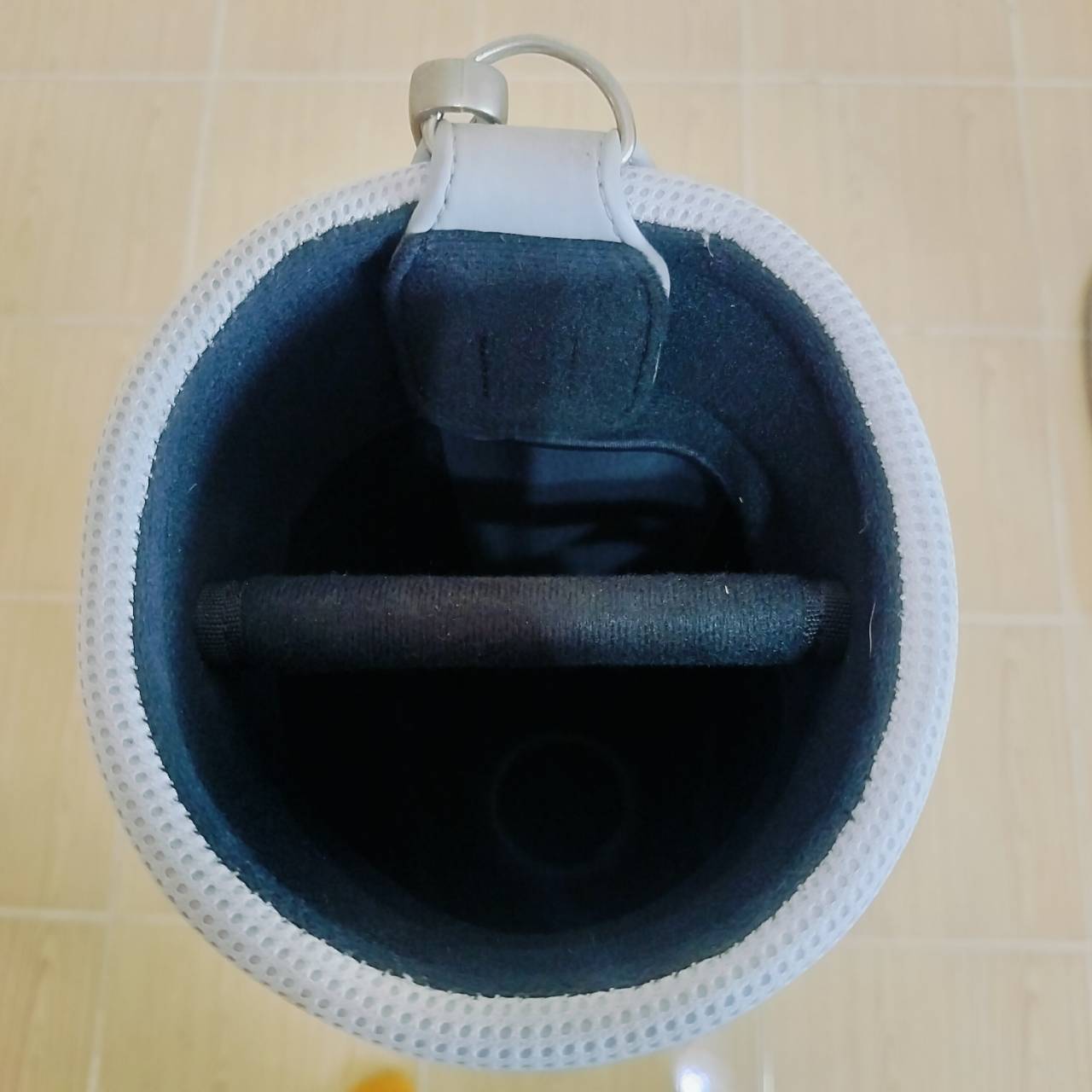 ถุง HALFSET MIZUNO มือสอง ขนาดกำลังดี วัสดุเลยค่ะ