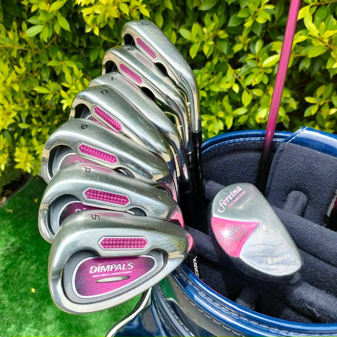 *** ไม้กอล์ฟครบชุดสำหรับผู้หญิง *** FULLSET KASCO FEREINA MADE IN JAPAN ทั้งชุดประกอบด้วย หัวไม้ 1 HYBRID และ PUTTER เป็นรุ่น FEREINA เทคโนโลยีใหม่ มาพร้อมถุงกอล์ฟ KASCO หนังแก้ว ไม้กอล์ฟมือสอง ของแท้ BY NakaraLuxurious