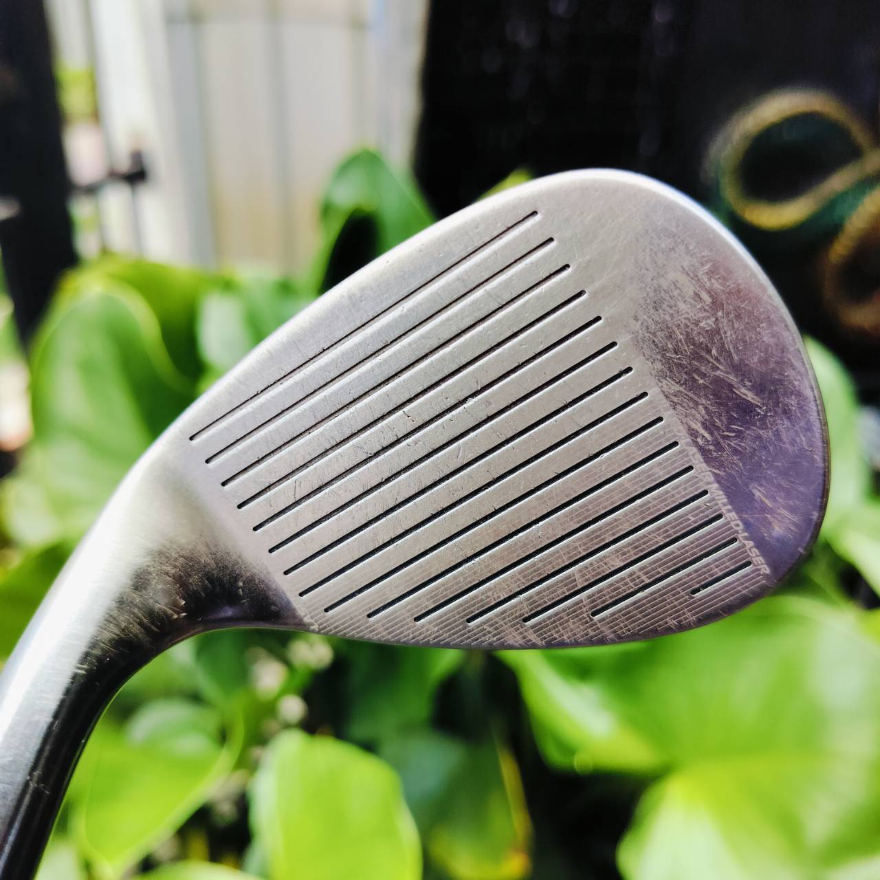 WEDGE CLEVELAND CG15 องศา 56 BOUNCE 14 เป็นรุ่น ZIP GROOVE ร่องสี่เหลี่ยม เหมือนซิป สปินจัดมากๆกว่าปกติ ไม้กอล์ฟพรีเมี่ยมญี่ปุ่นมือสอง ของแท้ By NakaraLuxurious