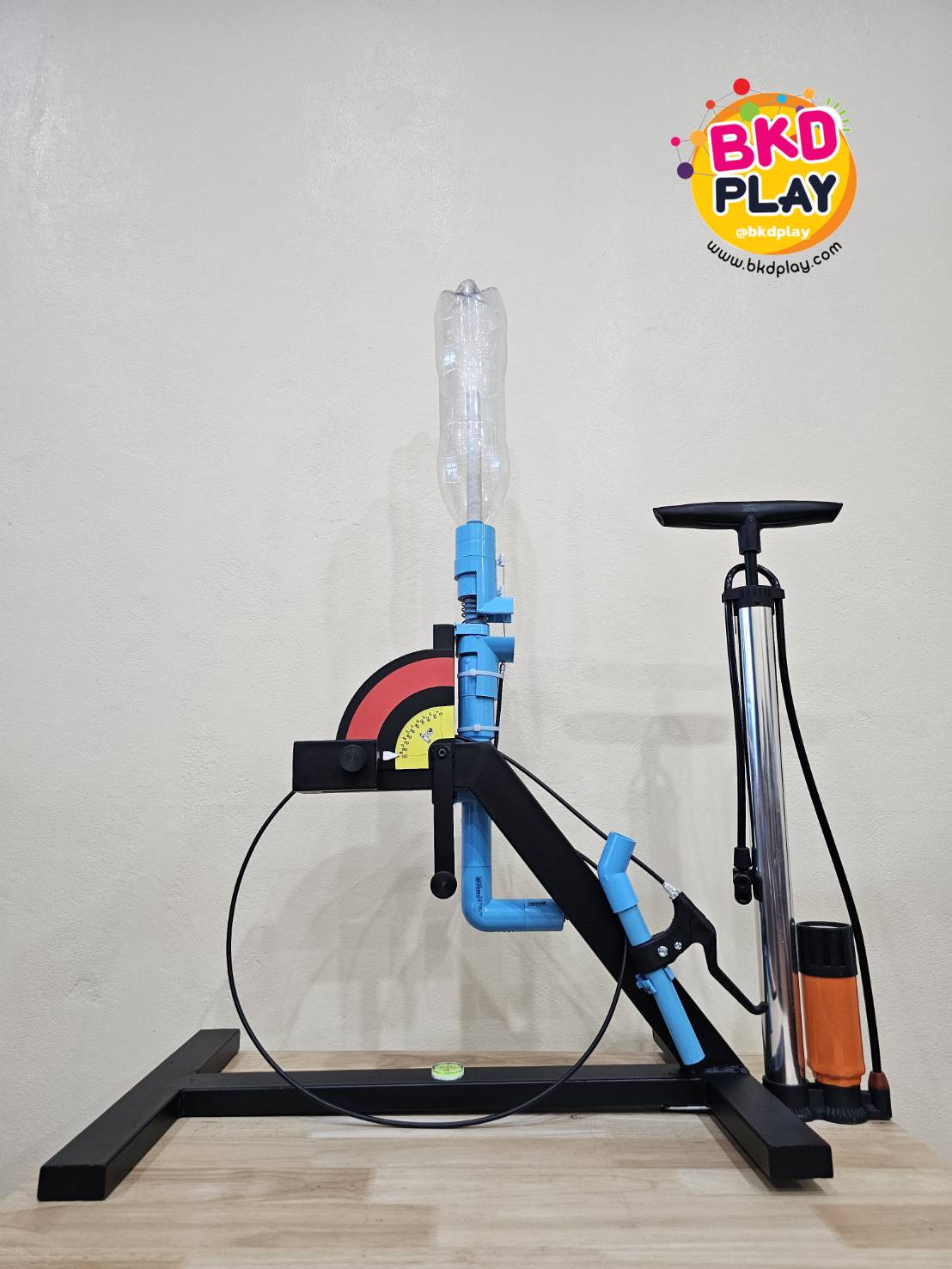 ฐานยิงจรวดขวดน้ำ แถมที่สูบลม ทดลองวิทยาศาสตร์ทดสอบยิงจรวดขวดน้ำ สื่อการสอนเด็กประถม มัธยม ช่างเทคนิค ปวช ปวส ใช้ในการแข่งขันยิงจรวดขวดน้ำ