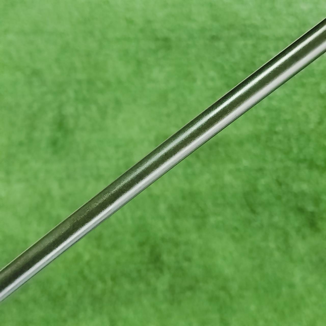 PUTTER NIKE IC2010 ยาว 33 นิ้ว บล๊านซ์มากๆ มีถ่วงทังสเตนสองข้าง หน้าสัมผัส MILLED เพื่อให้ลูกกอล์ฟ หมุนเร็วที่สุด ไม้กอล์ฟพรีเมี่ยมมือสอง ของแท้ By NakaraLuxurious