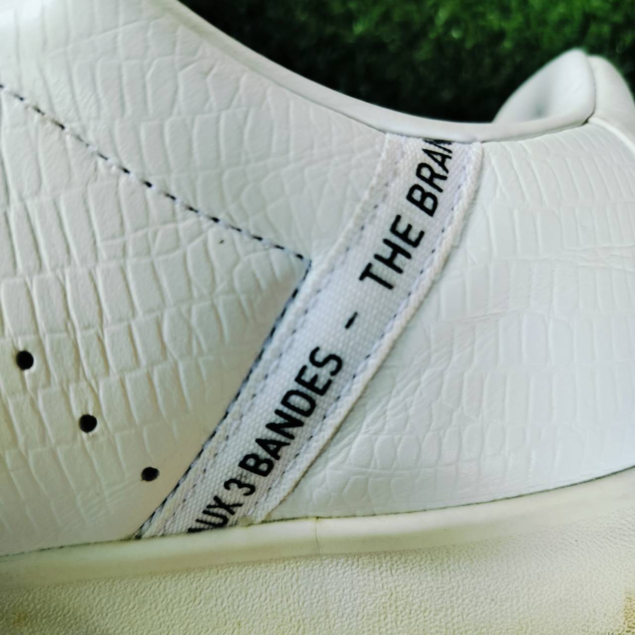 รองเท้ากอล์ฟ ADIDAS ของแท้ มือสอง พื้นปุ่มยังดีอยู่มาก เบอร์ 10 US ค่ะ