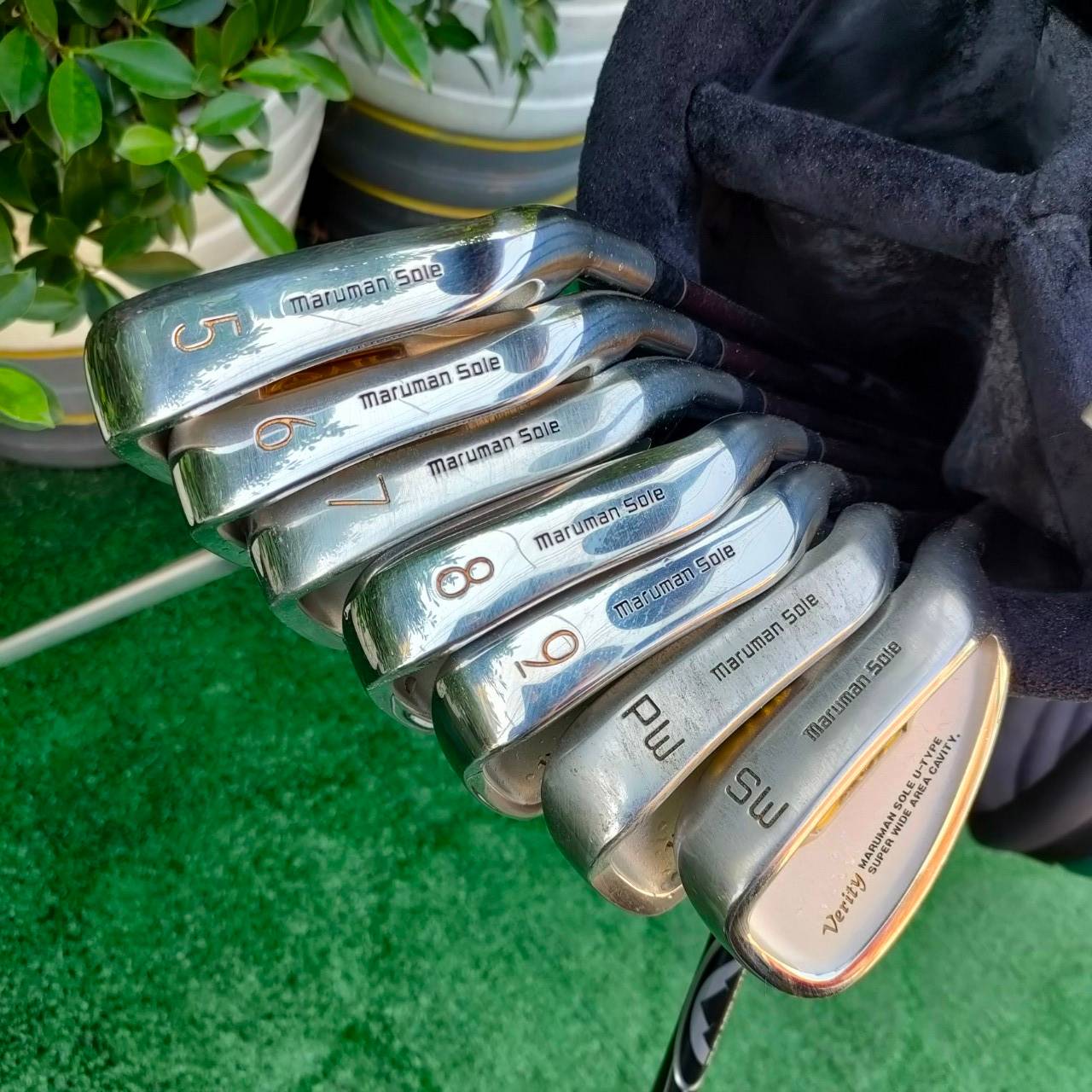 ****ไม้กอล์ฟครบชุดสำหรับผู้หญิง*** FULLSET MARUMAN VERITY TITANIUM SHALLOW BACK MODEL