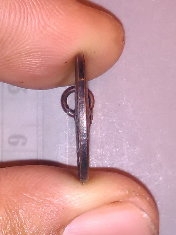 เหรียญ พระครู วิมล ปัญญาสาร ติกฺขปญฺโญ วัด ยูงทอง อ. บางกลํ่า สงขลา 200.-