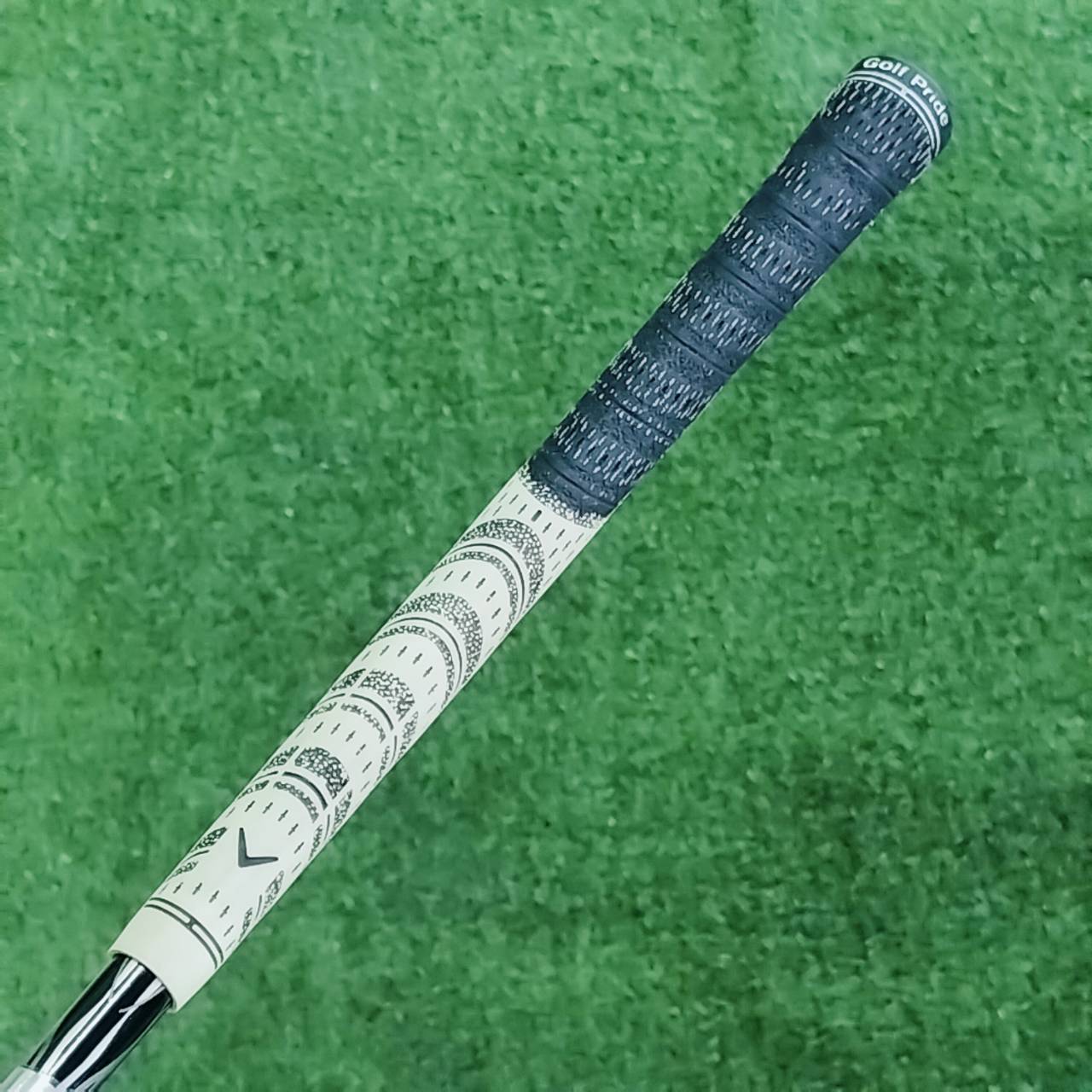 ชุดเหล็ก Callaway X-HOT สุดร้อนแรง เป็นเหล็กที่ง่าย และตีมันส์ในเหล็กเดียว สภาพสวยเดิมทุกเหล็ก สติ๊กเกอร์ครบ ก้านกราไฟต์เบาแค่ 50 กรัม ไม้กอล์ฟพรีเมี่ยมมือสอง ของแท้ By NakaraLuxurious