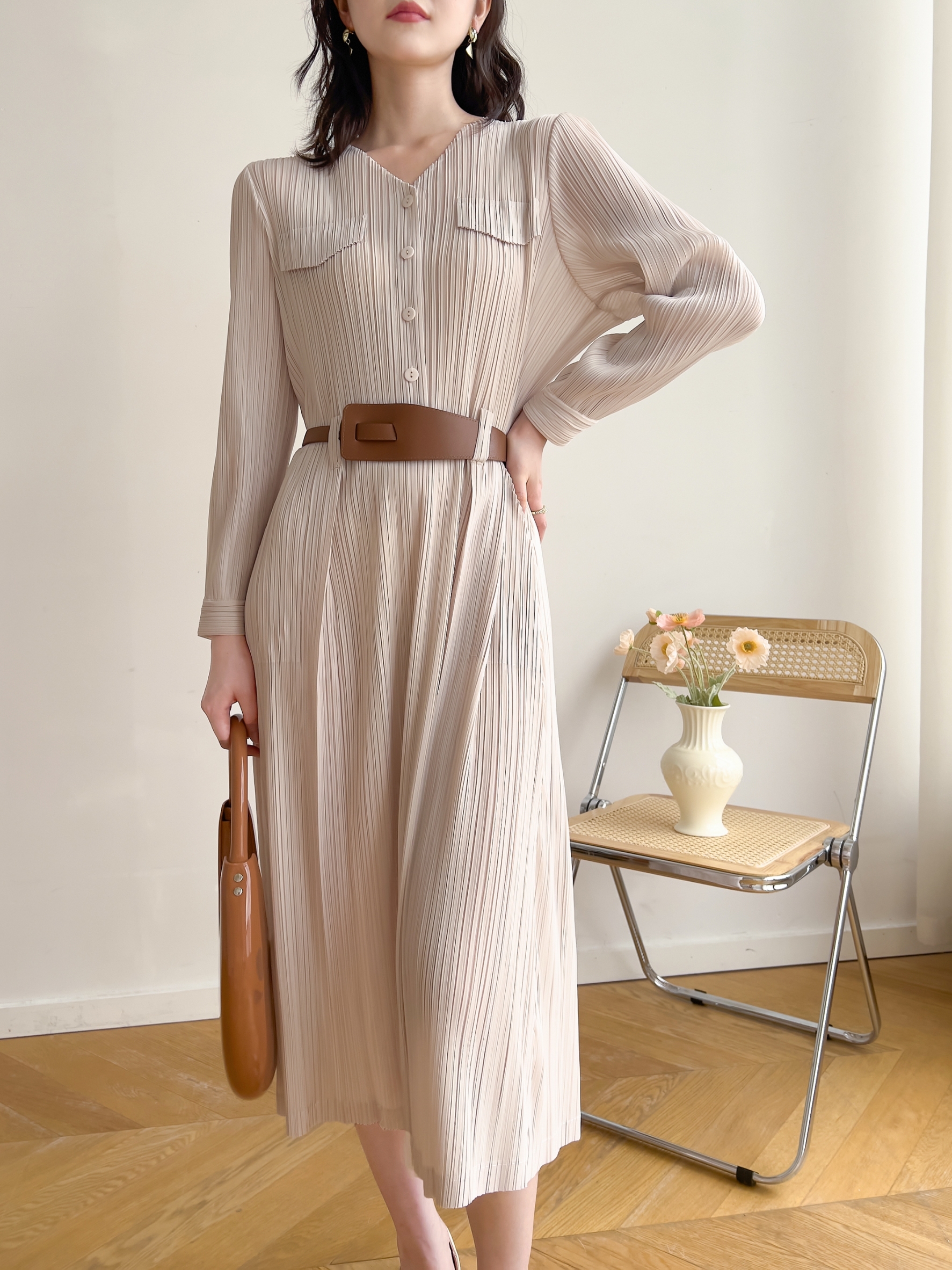 2MUAY รุ่น GJO1135 เดรสพลีทคุณภาพ V NECK LONG SLEEVE PLEATED DRESS 8 สี FREE SIZE