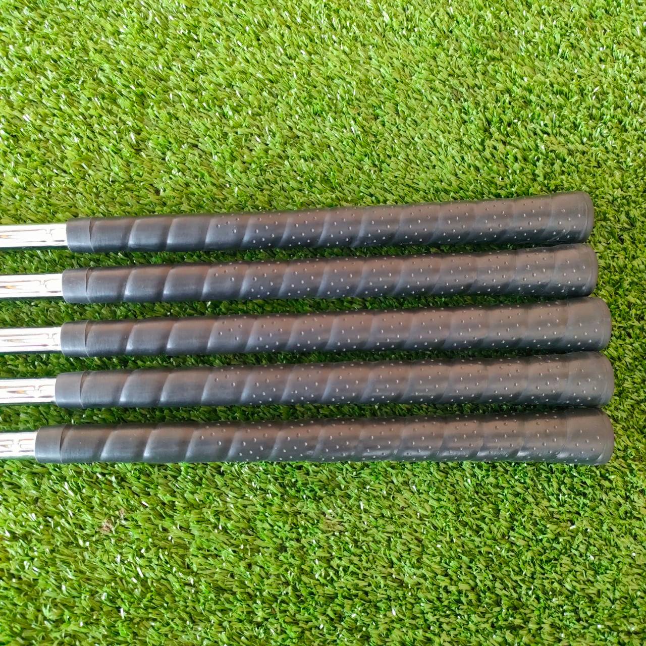 ชุดเหล็ก TAYLORMADE MC FORGED TOUR PREFERRED มีเหล็ก 6 - 9 เเละ PW ก้าน DYNAMIC GOLD FLEX R เป็นเหล็ก FORGED ของแบรนด์ Taylormade ไม้กอล์ฟมือสอง ของแท้ BY NakaraLuxurious