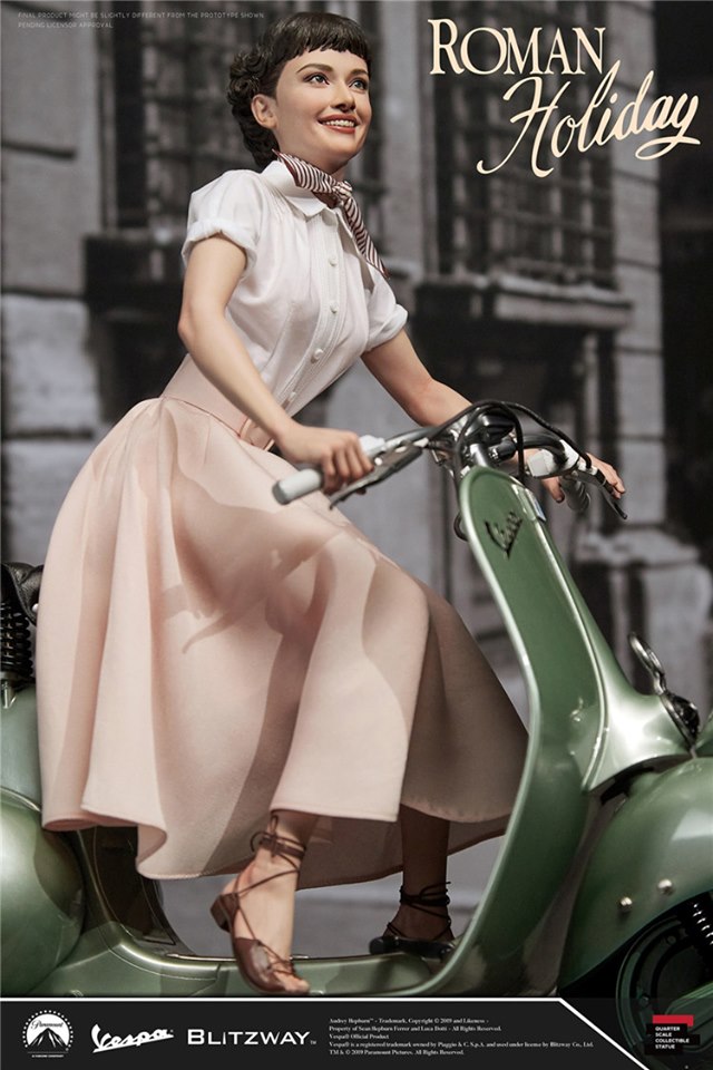 [สั่งจอง]Blitzway BW-NS 20401 Princess Ann & 1951 Vespa 125. 1/4 Scale Statue