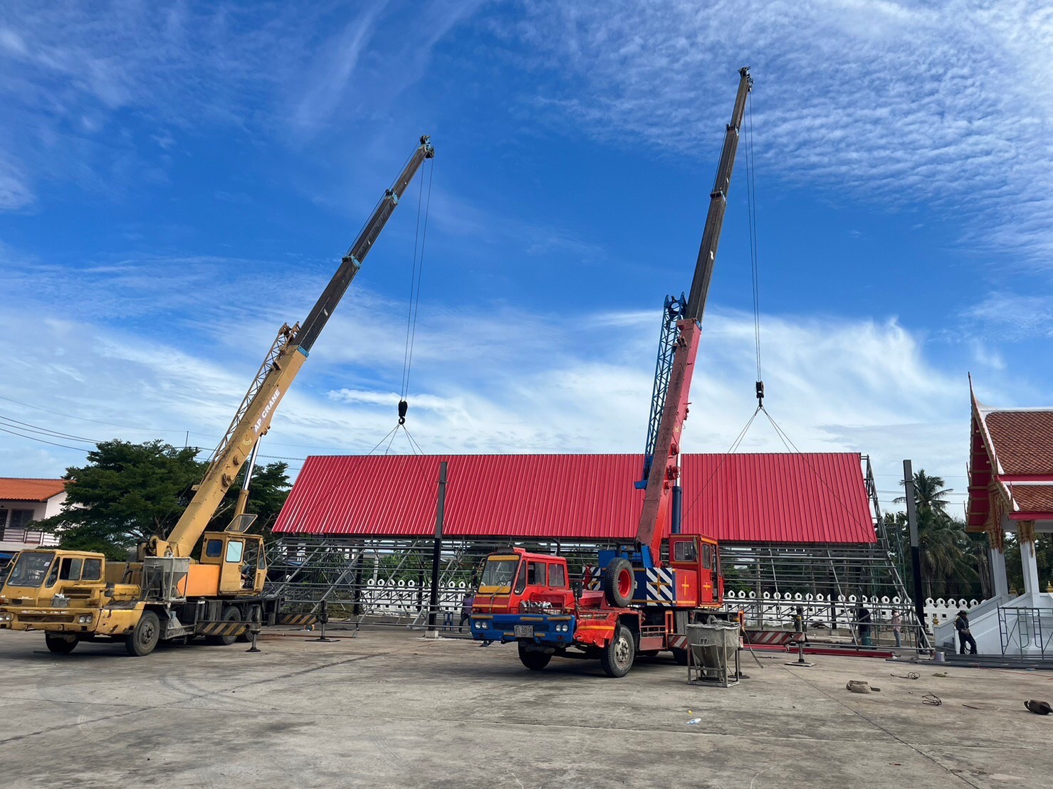 งานสร้างหลังคาคลุมเมรุ วัดบางแพรก