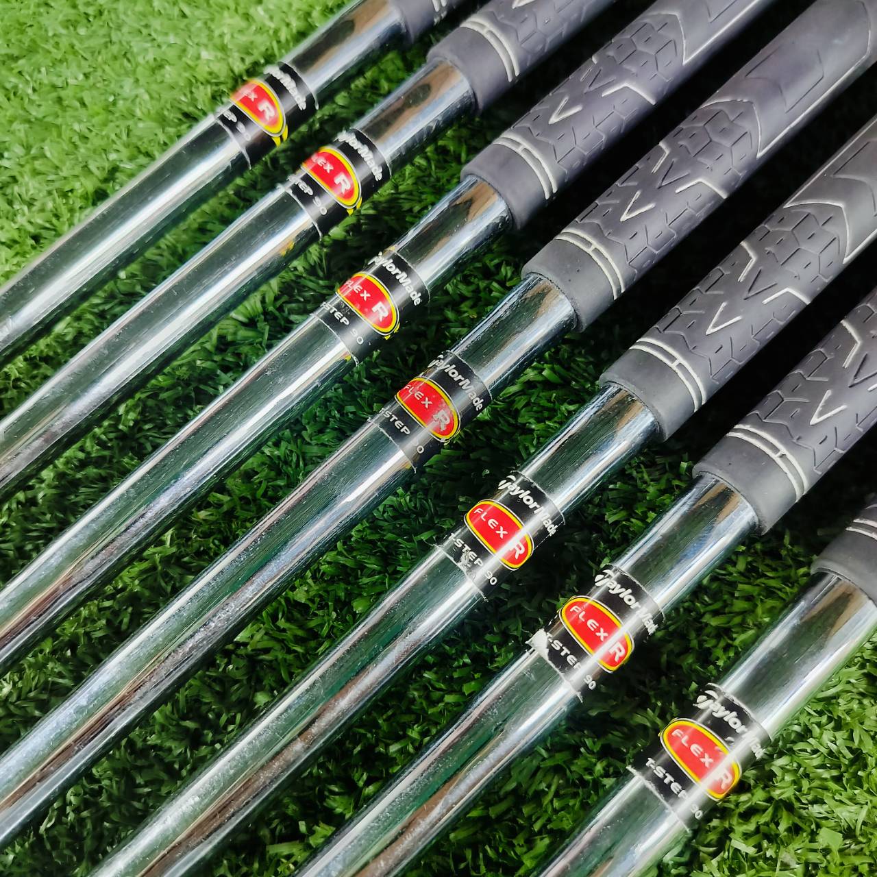 ชุดเหล็ก Taylormade R7 Draw ก้าน เหล็กน้ำหนักเบา 90 กรัม FLEX R วางหมุดน้ำหนักไว้พิเศษ ไม้กอล์ฟพรีเมี่ยมมือสอง ของแท้ By NakaraLuxurious