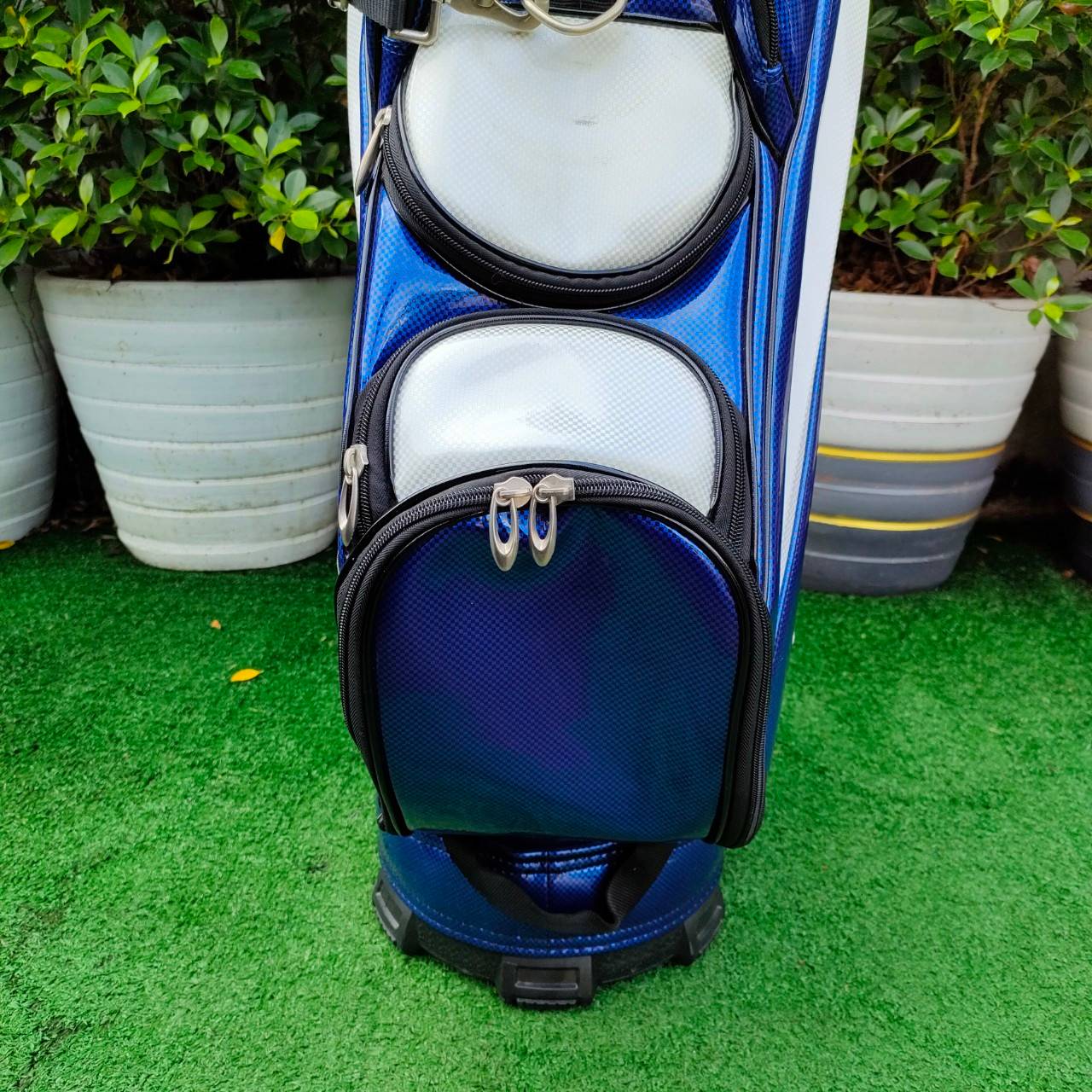 ถุงกอล์ฟ SAMURAI GOLF หนังเเก้ว มือสอง สวยมากๆ สภาพสวยนางฟ้าเลยครับ แบบว่าพลาดไม่ได้ ราคาโดนมาก