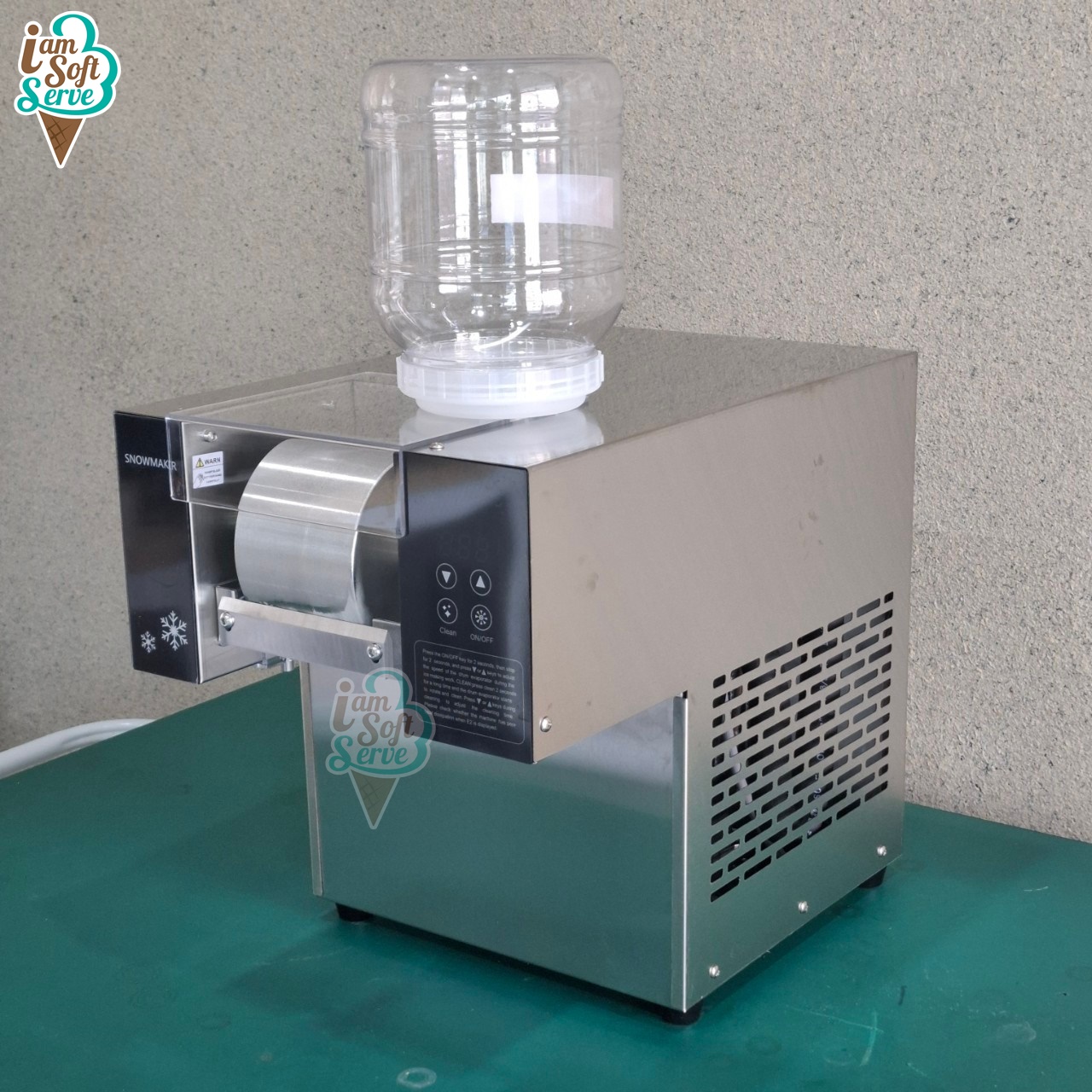 เครื่องทำบิงซู เครื่องทำน้ำแข็งเกล็ดหิมะ SNOWMAKER รุ่น SM-125 กำลังผลิต 125 Kg/24H
