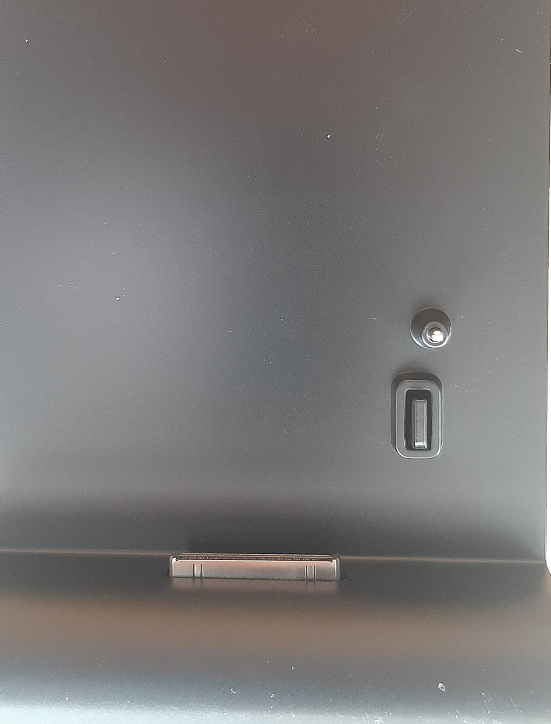 HP 2013 ultraslim docking station (D9Y32UT#ABA) มีกล่องประกันร้าน 1 วัน สภาพดี