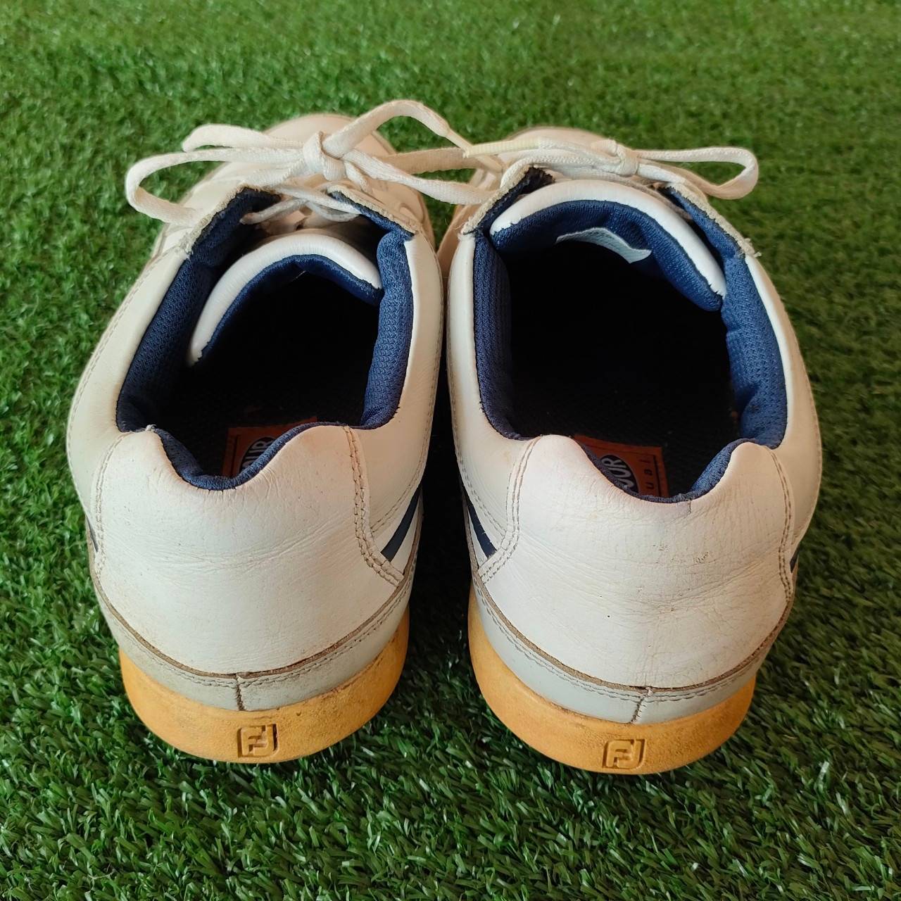 รองเท้ากอล์ฟ FJ มือสอง ไชส์ 9 XW SL ของแท้นะครับ