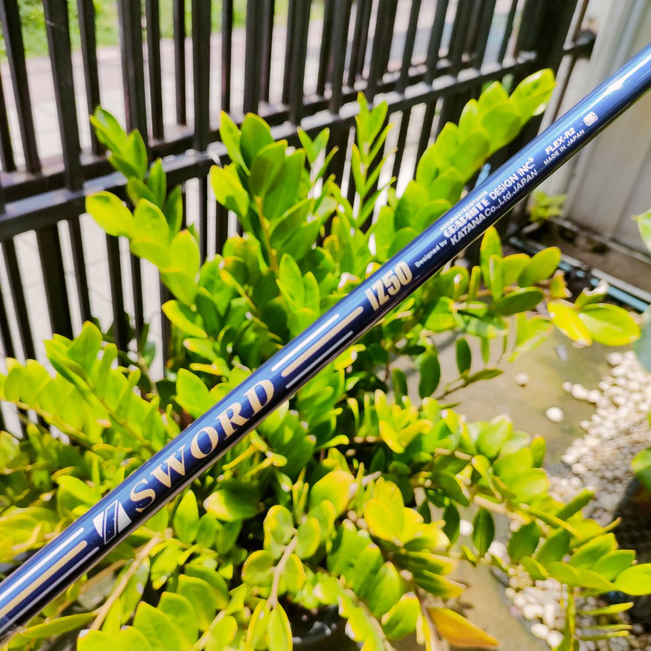 ของใหม่ ลดล้างสต๊อค!!! FW5 SWORD IZU 275 องศา 19 ก้าน GRAPHITE DESIGND FLEX R2 ไม้กอล์ฟพรีเมี่ยมญี่ปุ่น ไม้กอล์ฟพรีเมี่ยมมือสอง ของแท้ By NakaraLuxurious