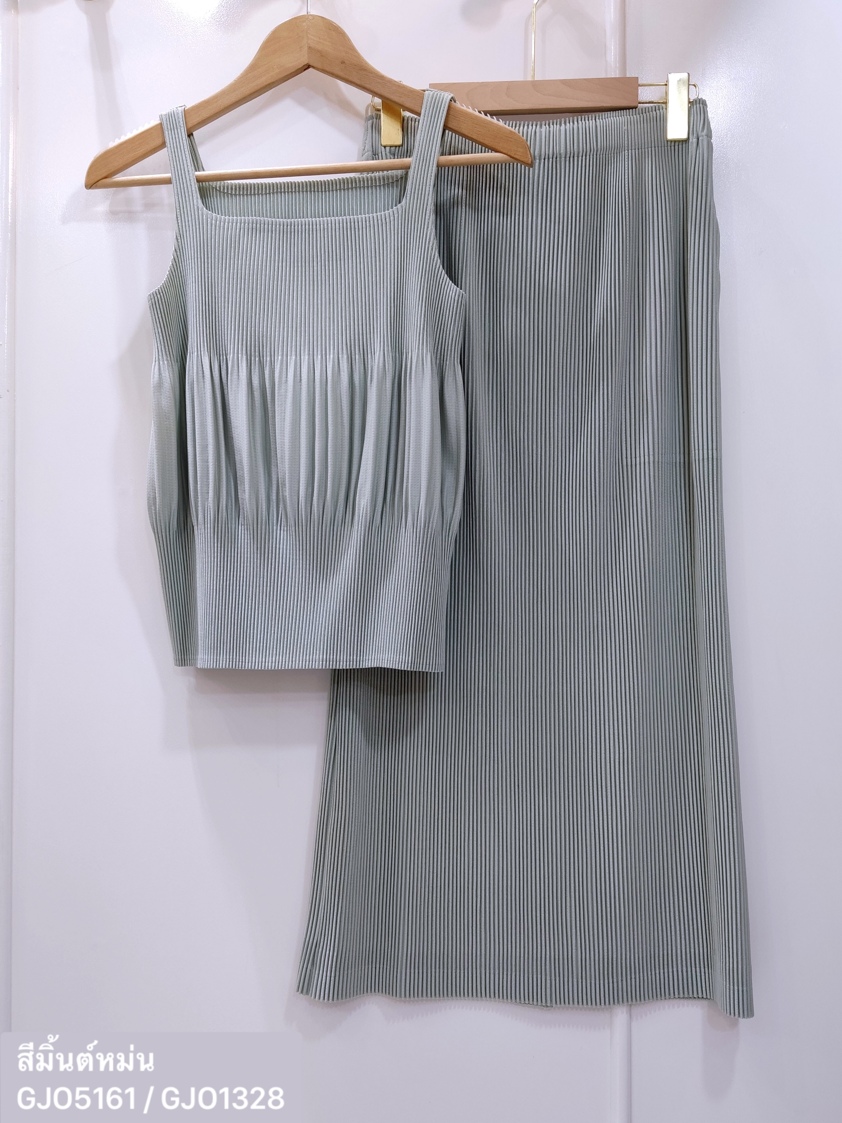 เซ็ต 2ชิ้น! 2MUAY รุ่น GJO5161 / GJO1328 เซ็ตพลีท THICK SQUARE NECK TANK TOP WITH SKIRT PLEATED SET 12 สี FREE SIZE