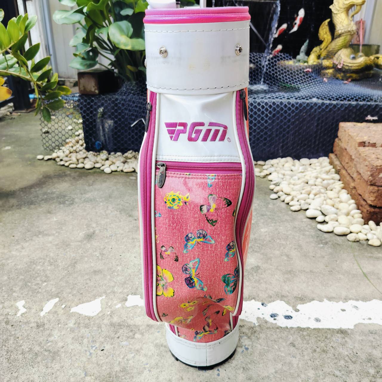 ไม้กอล์ฟเด็กครบชุด PGM RIO – JRTG004 เป็นไม้กอล์ฟสำหรับเด็กผู้หญิง มีคุณภาพสูงมาก ไม้กอล์ฟพรีเมี่ยมมือสอง ของแท้ By NakaraLuxurious