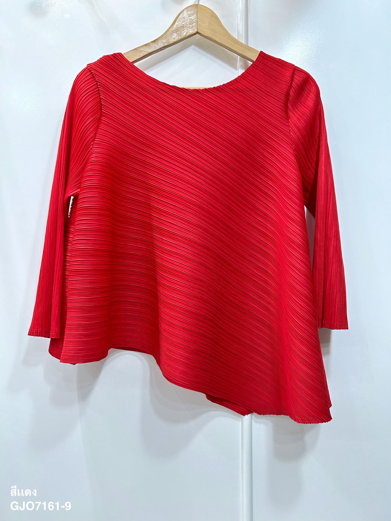 อก 38 นิ้ว 2MUAY รุ่น GJO7161 เสื้อพลีทงานคุณภาพ เสื้อผู้หญิง 13สี FREE SIZE HALF SLEEVE ASYMMETRIC PLEATED TOP