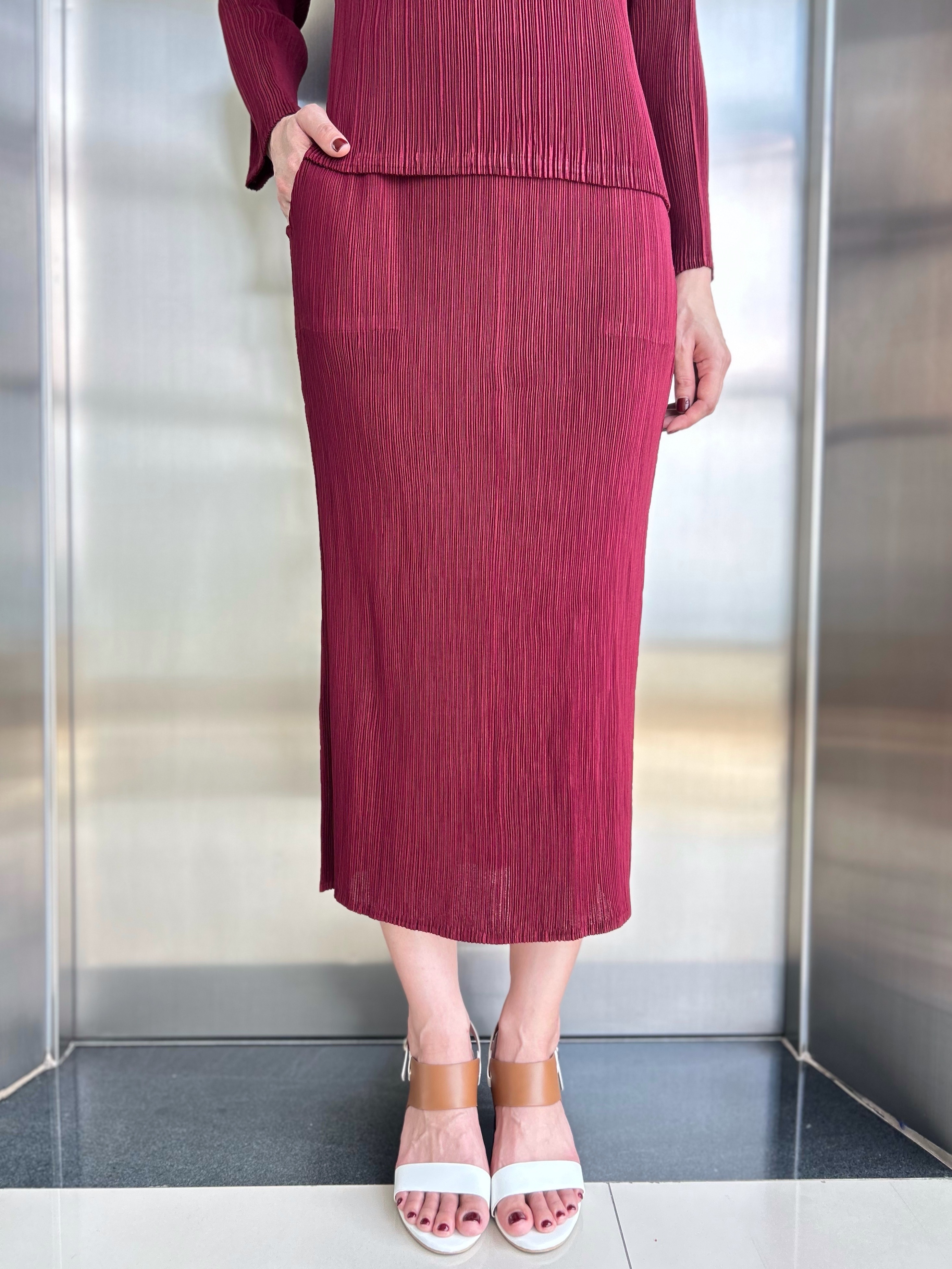 ปรับราคาลง20%!! ยาว 33นิ้ว! 2MUAY รุ่น GJO11044 กระโปรงพลีทผ้าแมตต์ PRNCIL PLEATED SKIRT 10 สี FREE SIZE