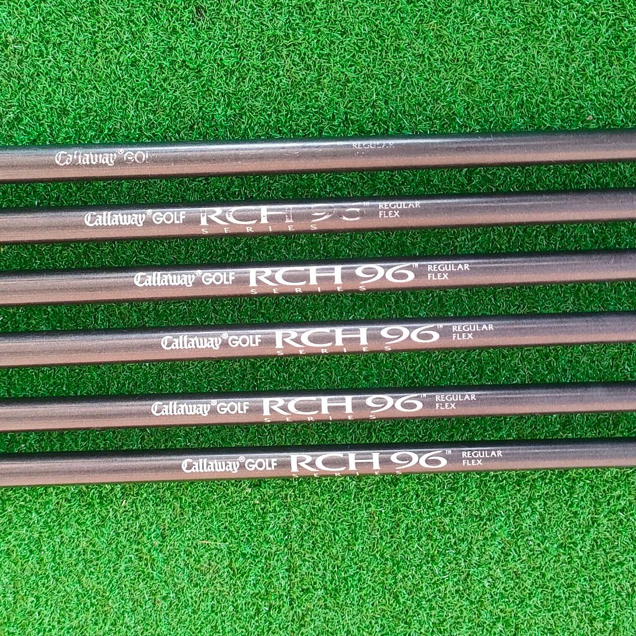 ชุดเหล็ก CALLAWAY BIG BERTHA มีเหล็ก 6-9 เเละ PW SW ก้าน RCH96 FLEX R ใบใหญ่ตีง่ายมากๆ ก้านแบบเจาะทะลุ ได้ฟีลลิ่งมากๆครับ