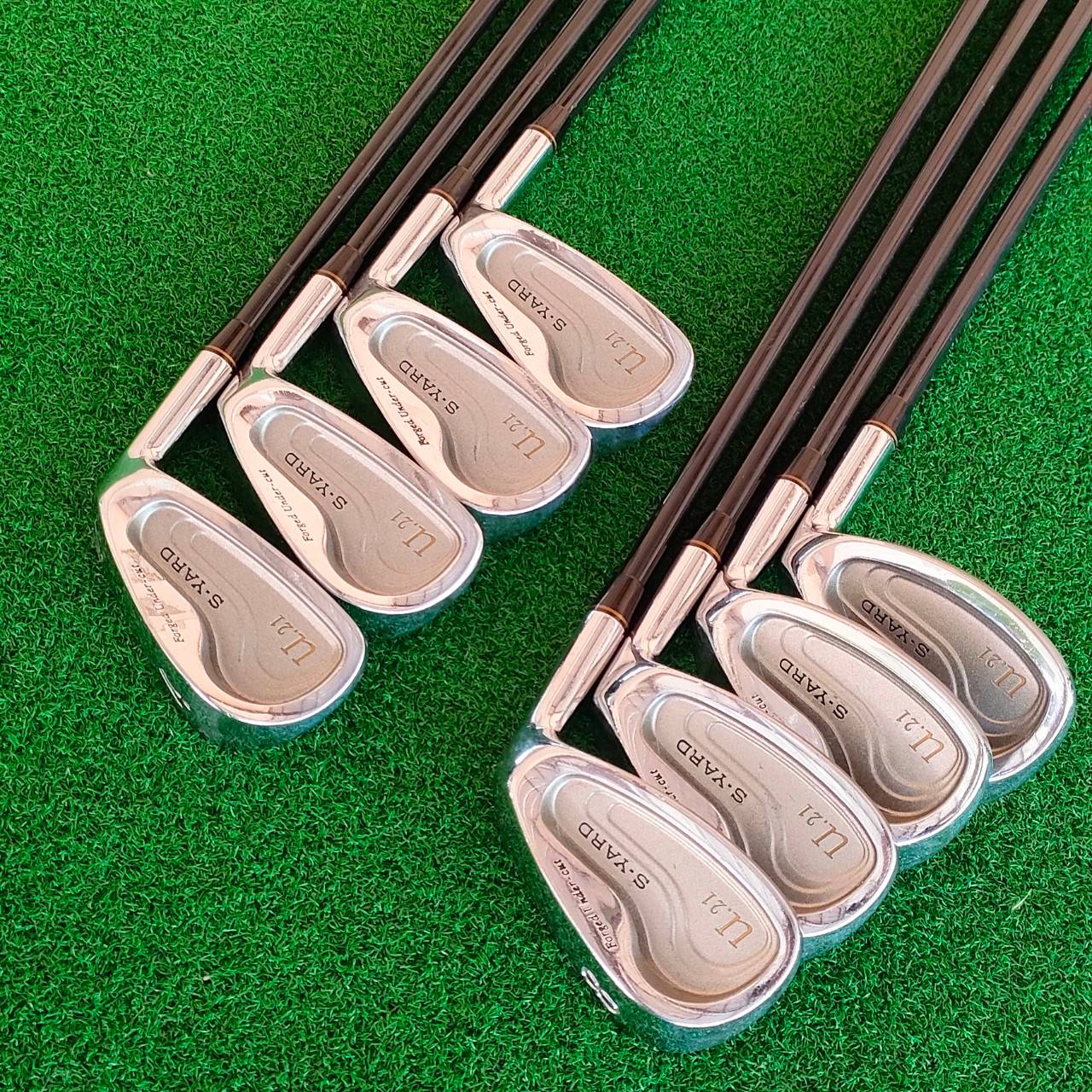 ชุดเหล็ก S-YARD U.21 มีเหล็ก 4-9 เเละ AW SW ก้าน S-YARD U.21 FLEX R เหล็กในตำนานที่หาตัวเทียบยาก เป็นเหล็ก FORGED UNDER-CUT และ มี CAVITY ลึก ตีง่าย