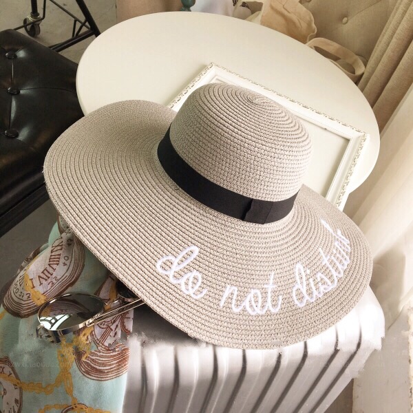 หมวกปีกกว้างกันแดด ปักDo Not Disturb (มี 6 สี)