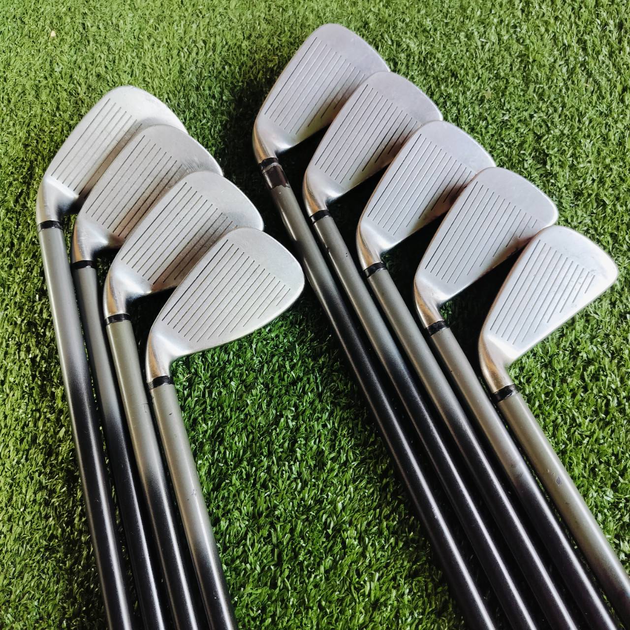 ** ก้านอ้วน ** FAT SHAFT** ชุดเหล็ก WILSON FS FAT SHAFT มีเหล็ก 3-9 เเละ PW SW 9 ชิ้นเต็ม ก้านผลิตจาก HYPER CARBON 535 ไม้กอล์ฟพรีเมี่ยมมือสอง ของแท้ By NakaraLuxurious