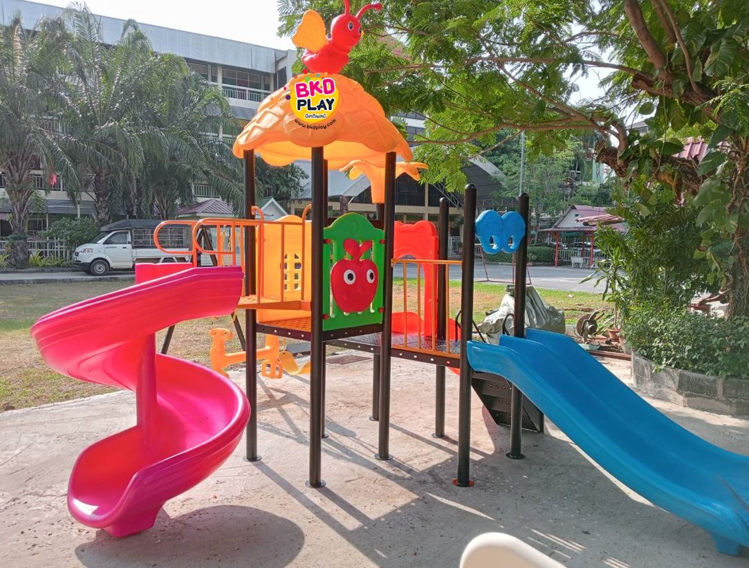 เครื่องเล่นสนามกลางแจ้ง ในร่ม ชุดแมลงปอพร้อมชิงช้า,สไลเดอร์ใหญ่ 4 ทาง,ครุภัณฑ์สนามเด็กเล่น,งบ.สพฐ,โครงการโรงเรียนประชารัฐ, เครื่องเล่นสนามระดับก่อนประถมศึกษา, งบประมาณ80,000
