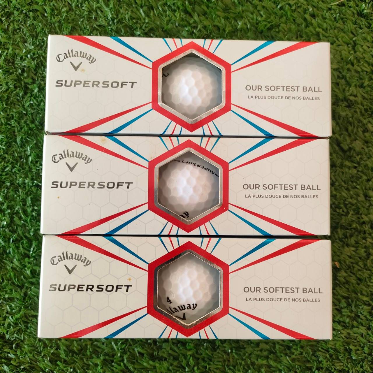 ลดล้างสต๊อก !!! ลูกกอล์ฟ CALLAWAY SUPERSOFT ทั้งหมดมี3 หลอด 1หลอด มี 3ลูก