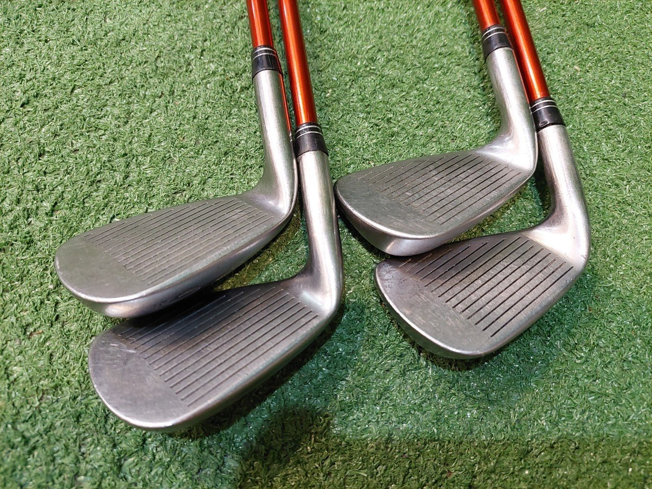 เหล็ก Titleist 981 DCI