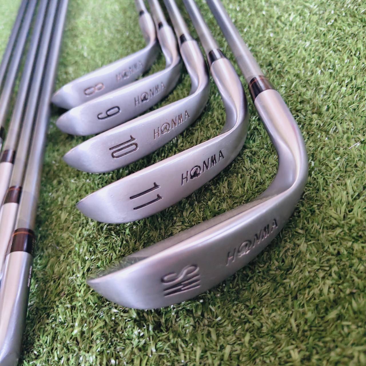 ระดับ 3 ดาว ⭐️⭐️⭐️ ชุดเหล็ก HONMA NEW-LB280 CAVITY BACK ก้าน NEW TITANIUM CARBON