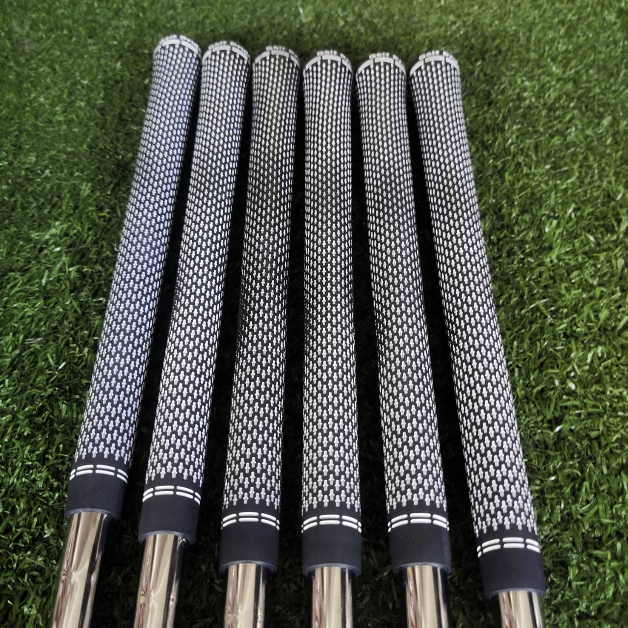 ชุดเหล็ก TITLEIST T300 พรีเมี่ยมสูงสุดของแบรนด์ ตีไกล ตีง่าย ชุดแบบ COMBO พัฒนาเกมได้มากสุด