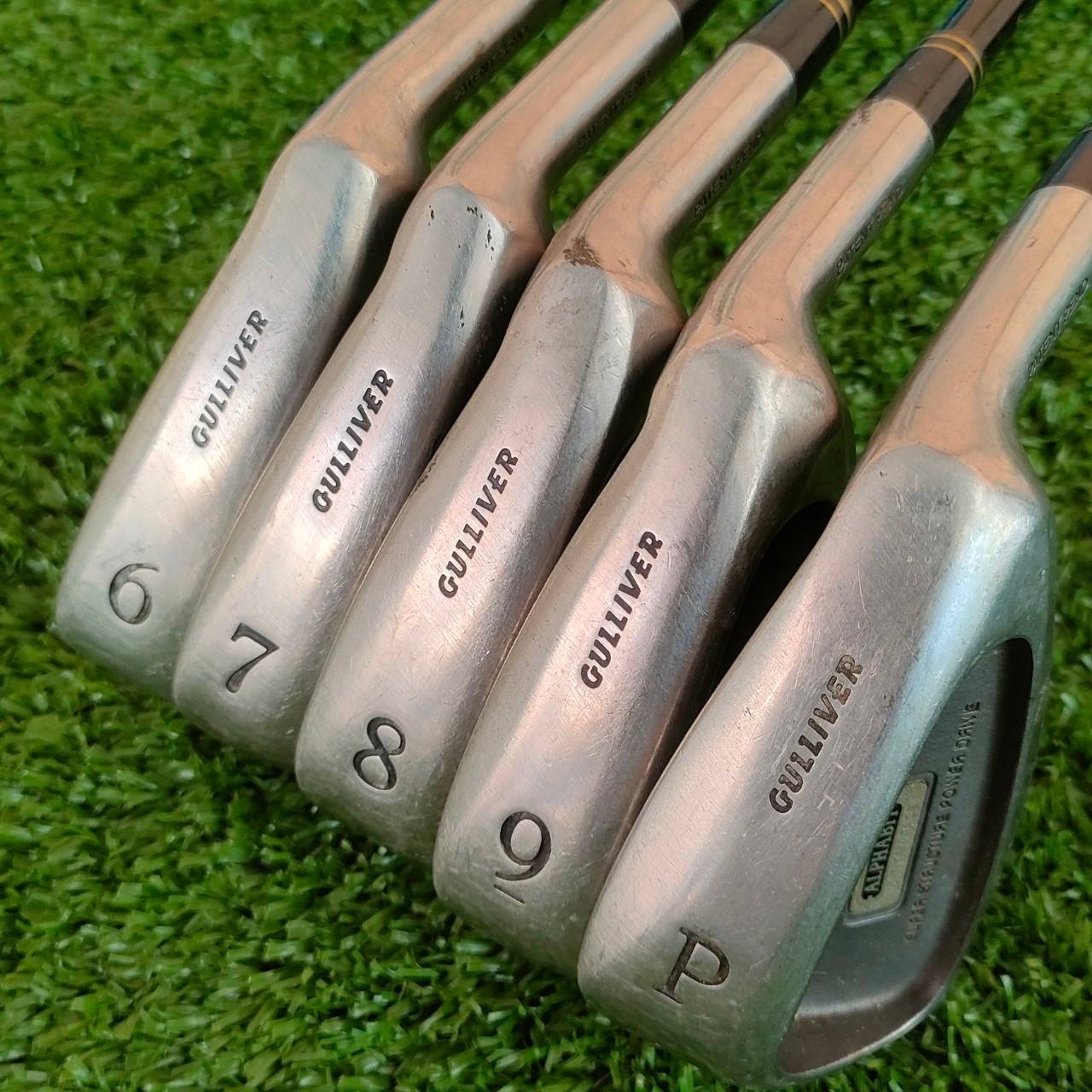 ชุดเหล็ก GULLIVER ALPHABIT มีเหล็ก 6-9 เเละ PW ก้าน B-TITAN ALPHABIT FLEX R