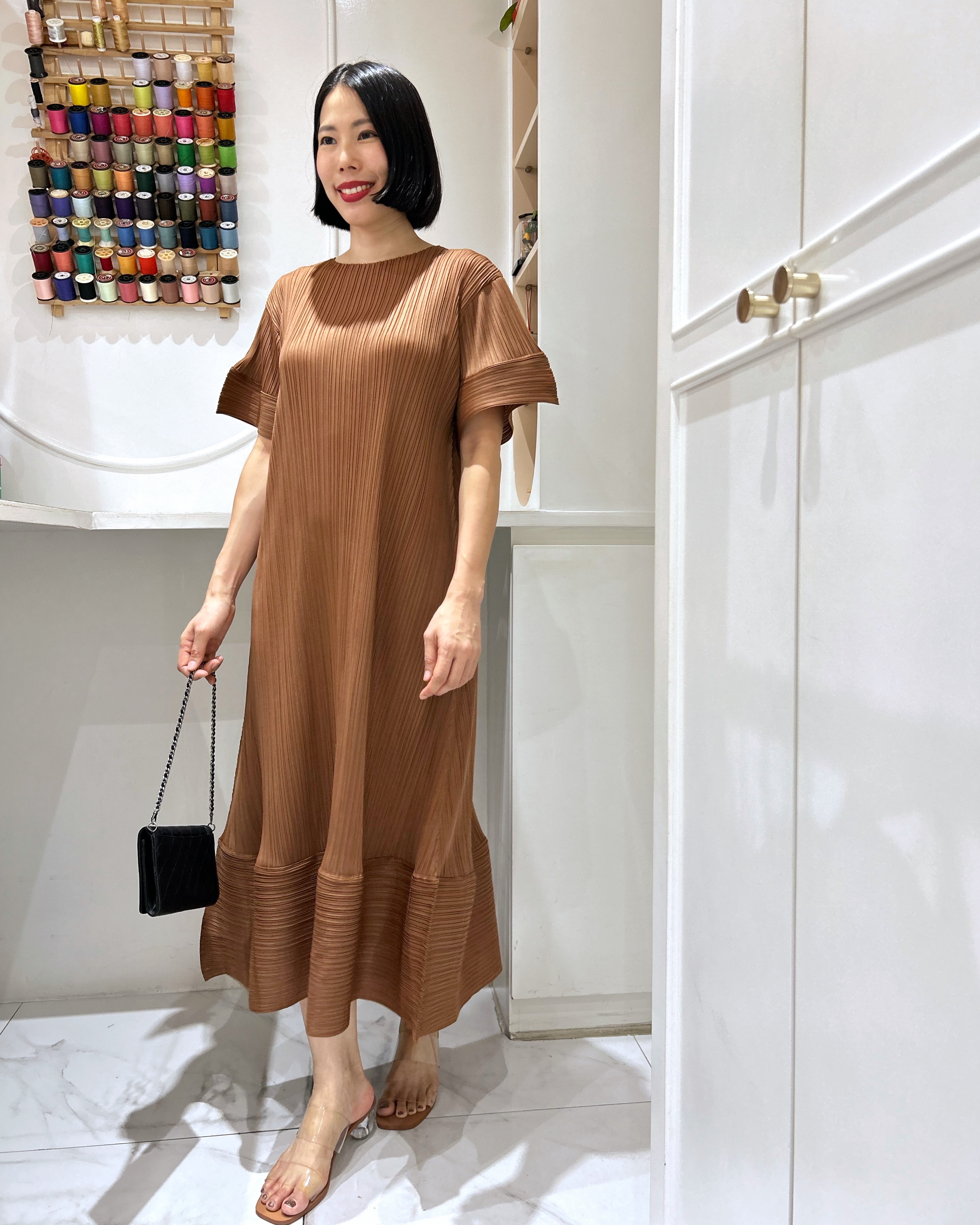 2MUAY รุ่น GJO10741 เดรสอัดพลีท RIPPLE SLEEVE PLEATED DRESS 5 สี FREE SIZE