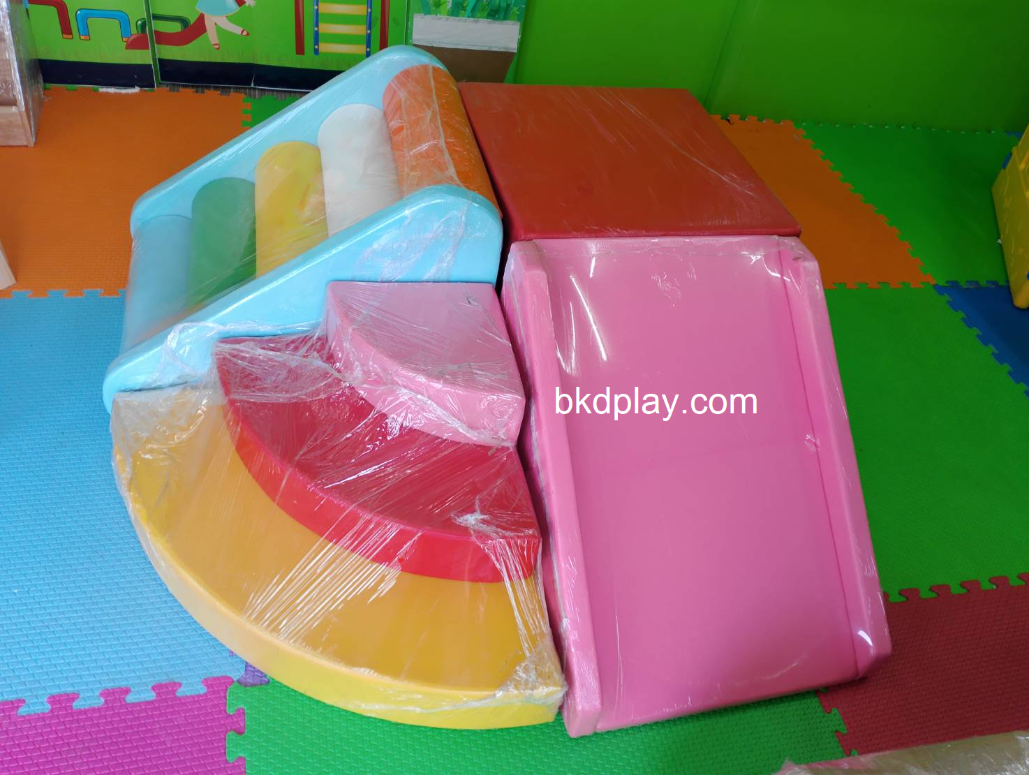 ชุดปีนป่ายนุ่ม3ด้านเข้ามุม บันไดไต่เขา ปีนป่ายนุ่ม สไลเดอร์ pvc, ,เบาะนุ่มนิ่ม, soft play, indoor playground เครื่องเล่นสนามในร่ม มุมเด็ก kid zone