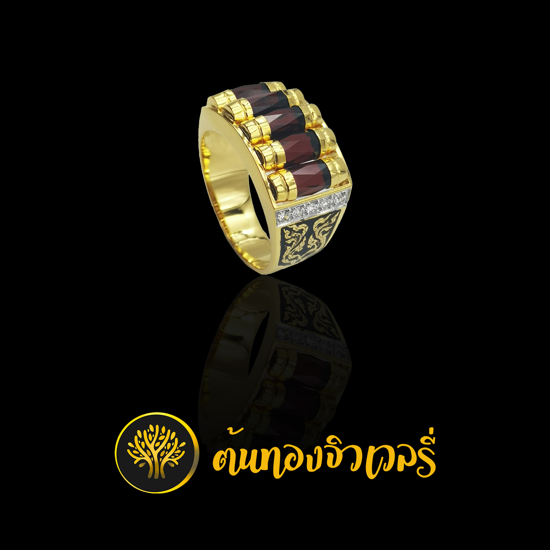  แหวนชายทองโกเมนแถว 5เม็ด ข้างฝังเพชรบวกกับเลเซอร์ลายไทย ลงยาดำ ทำให้ชิ้นงานออกมาดูหรูหรา ชิ้นงานจริงสวยมากๆครับ