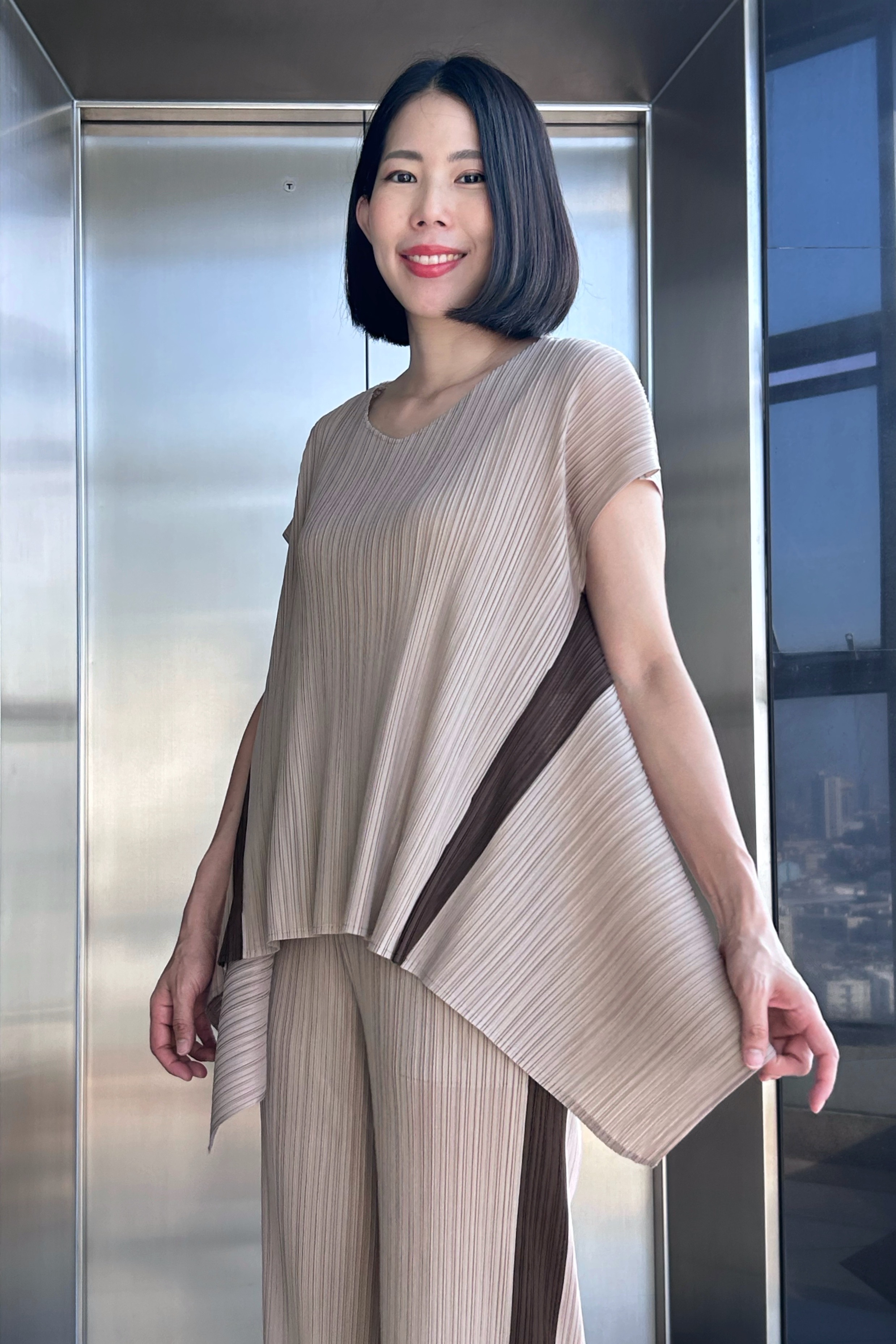 ปรับราคาลง20%!! 2MUAY รุ่น GJO1602 เสื้อพลีทคุณภาพ SHORT SLEEVE 2 TONE FLARE PLEATED TOP 6 สี FREE SIZE